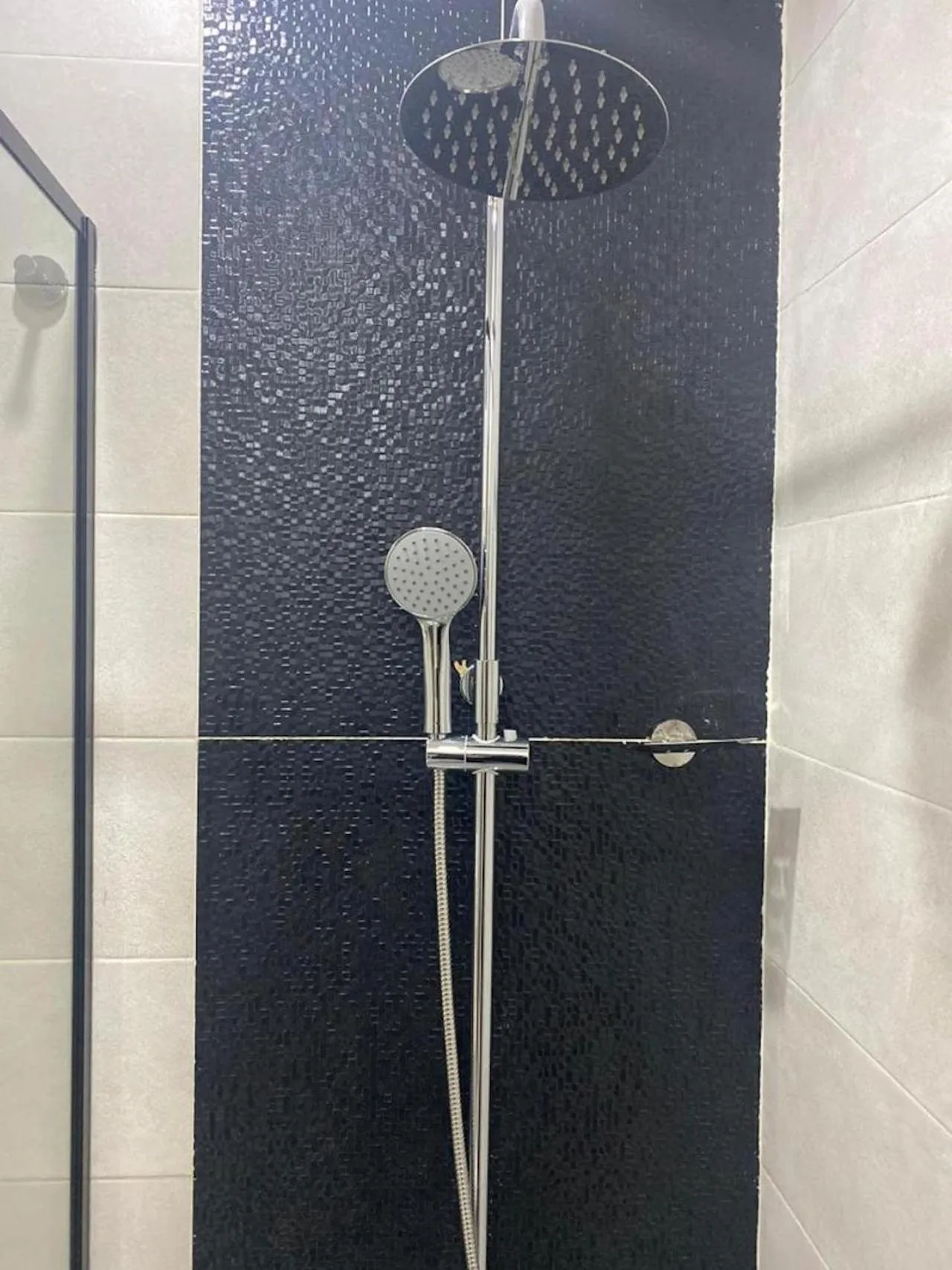 Toilet in Hotel Residence La Corniche