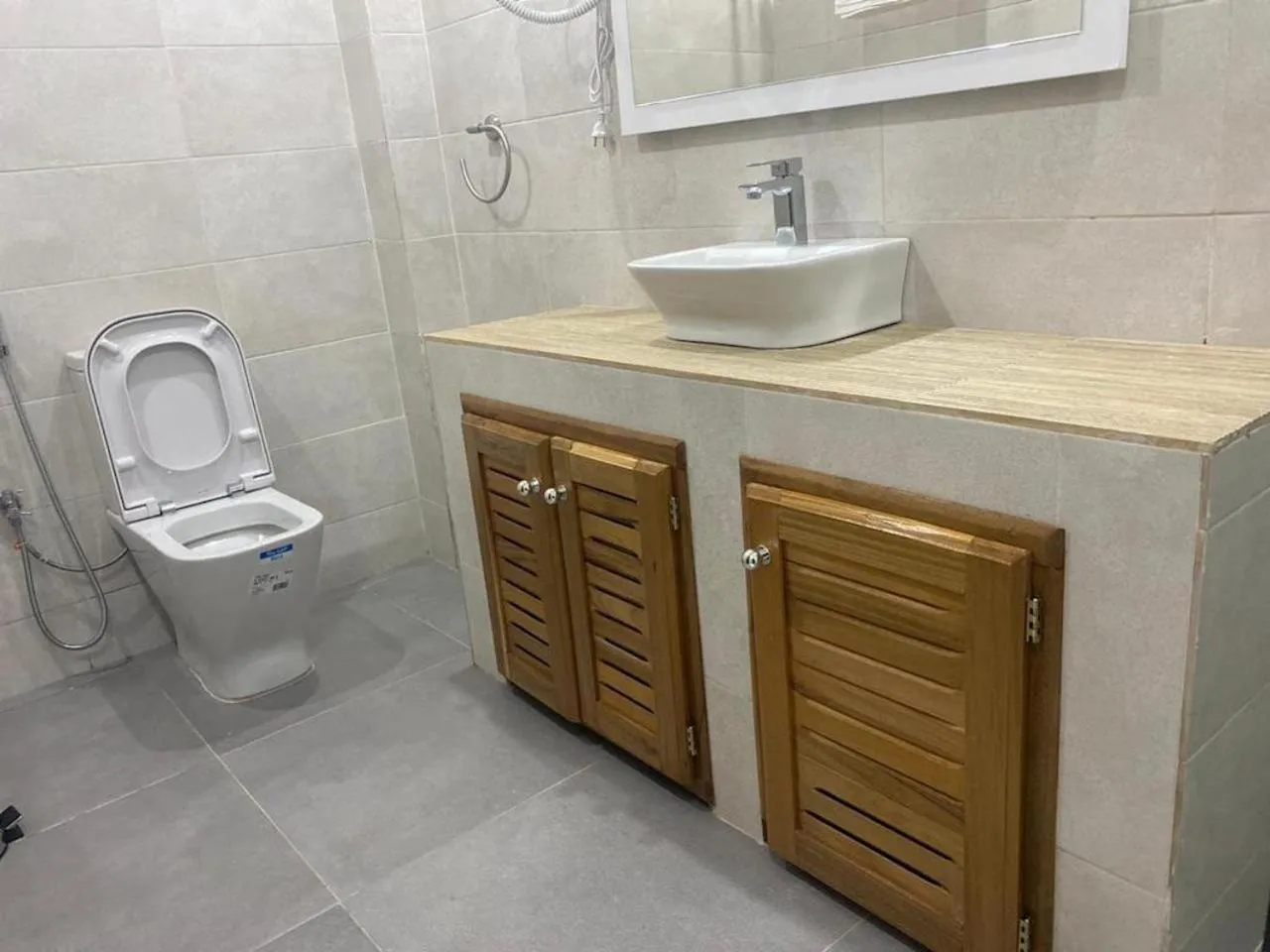 Toilet in Hotel Residence La Corniche