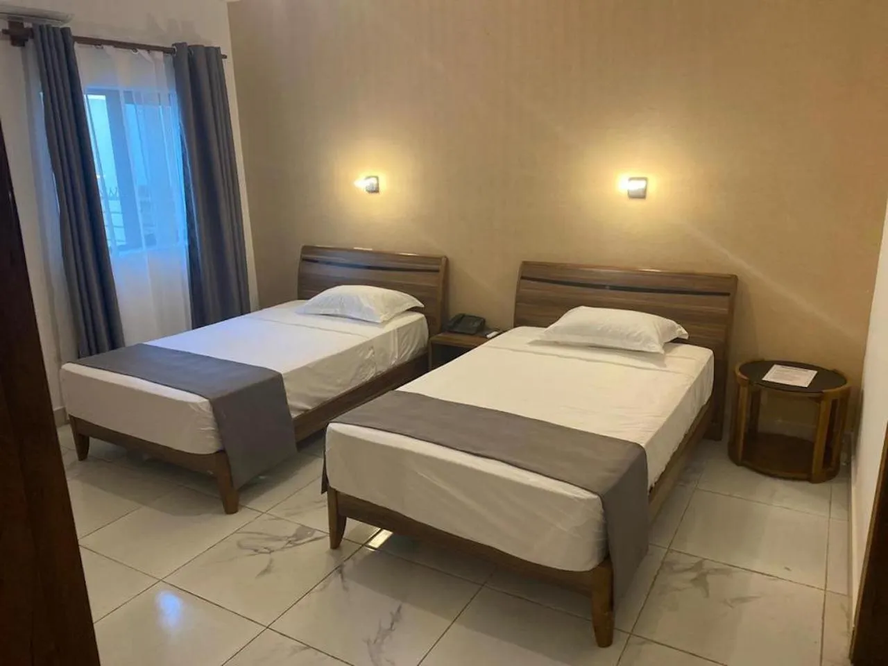 Toilet, Bed in Hotel Residence La Corniche