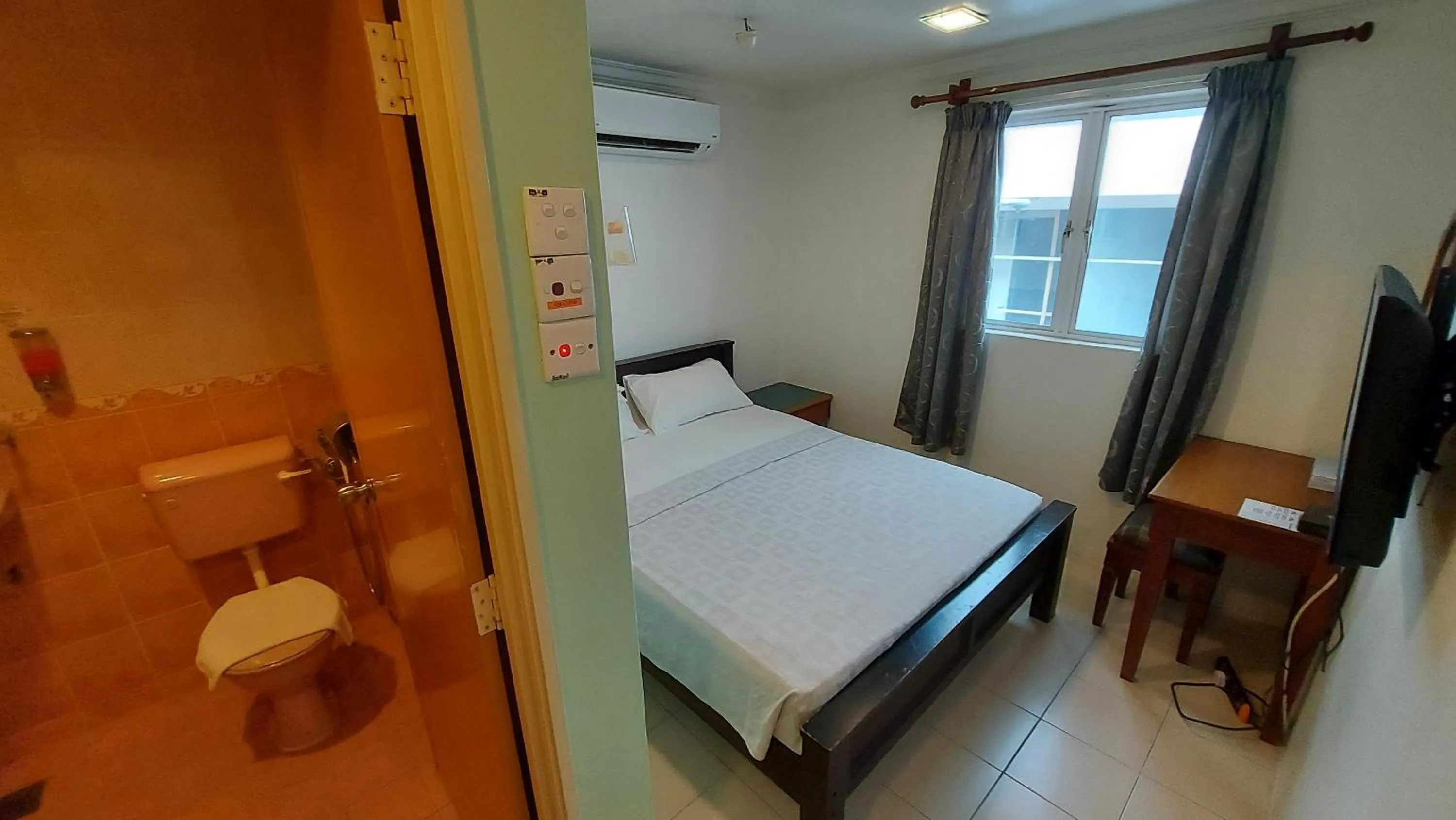 Bedroom, Bed in Hotel Johan