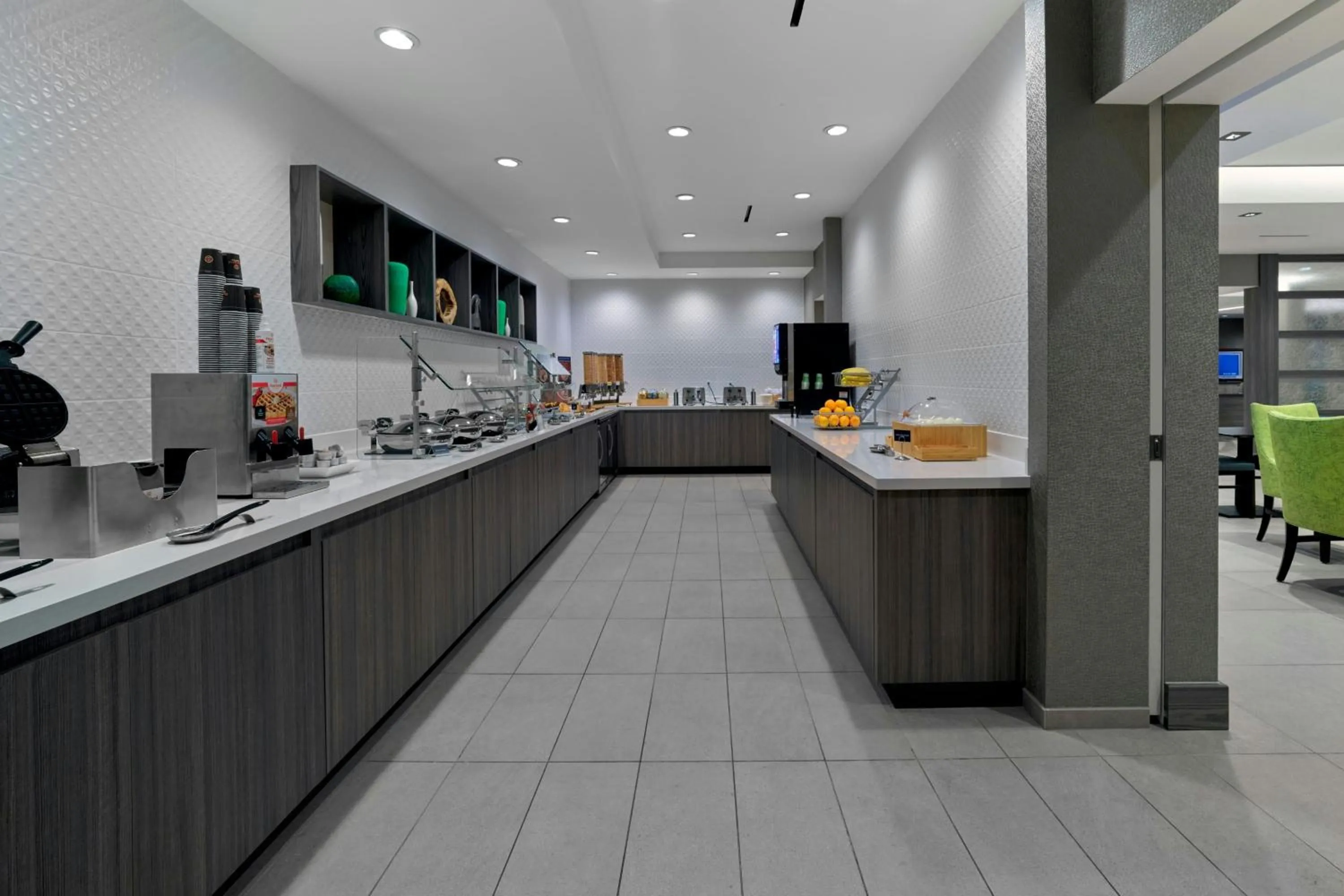 Breakfast in TownePlace Suites By Marriott Wrentham Plainville