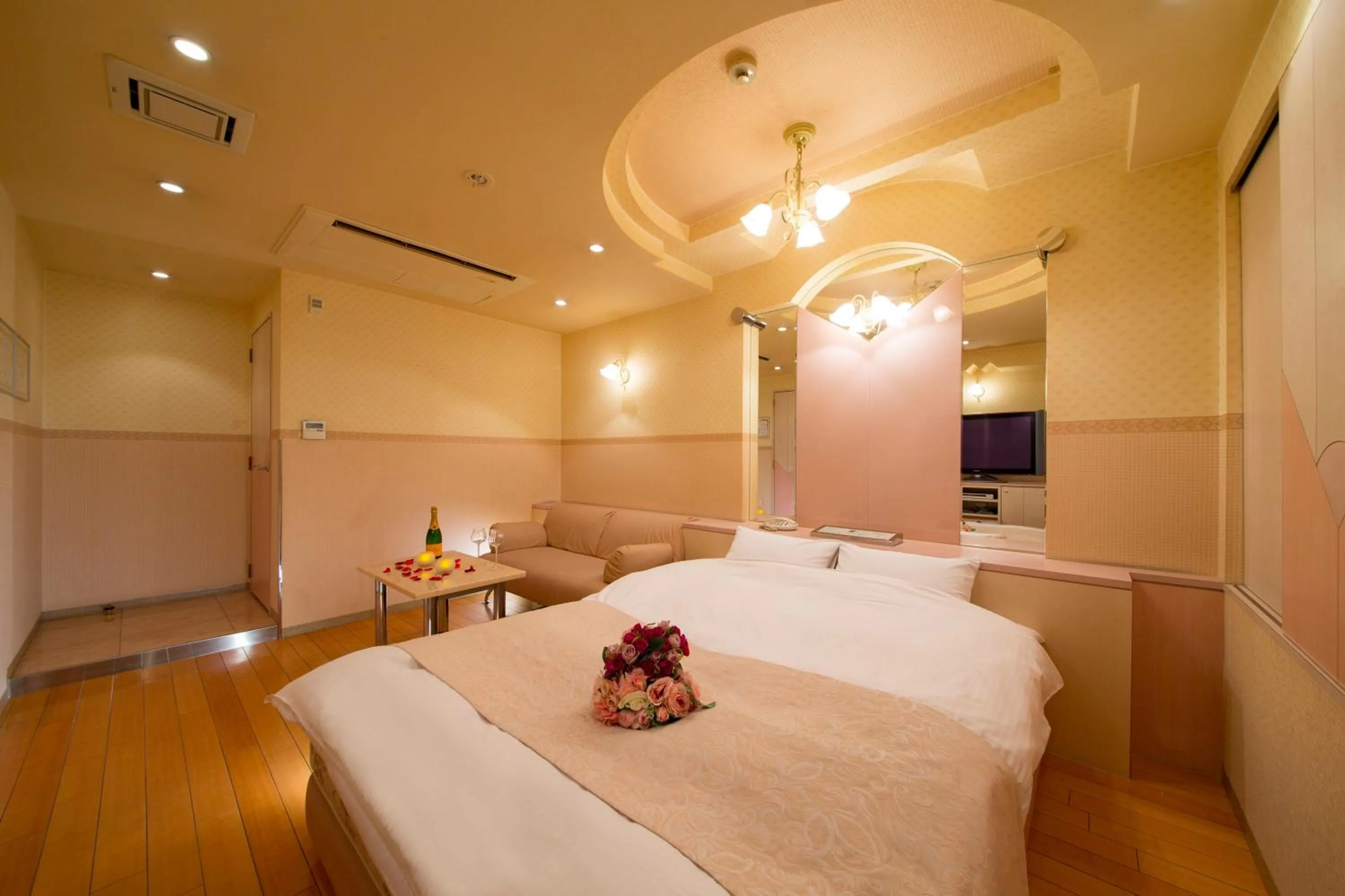 Bed in HOTEL THE i Adult only