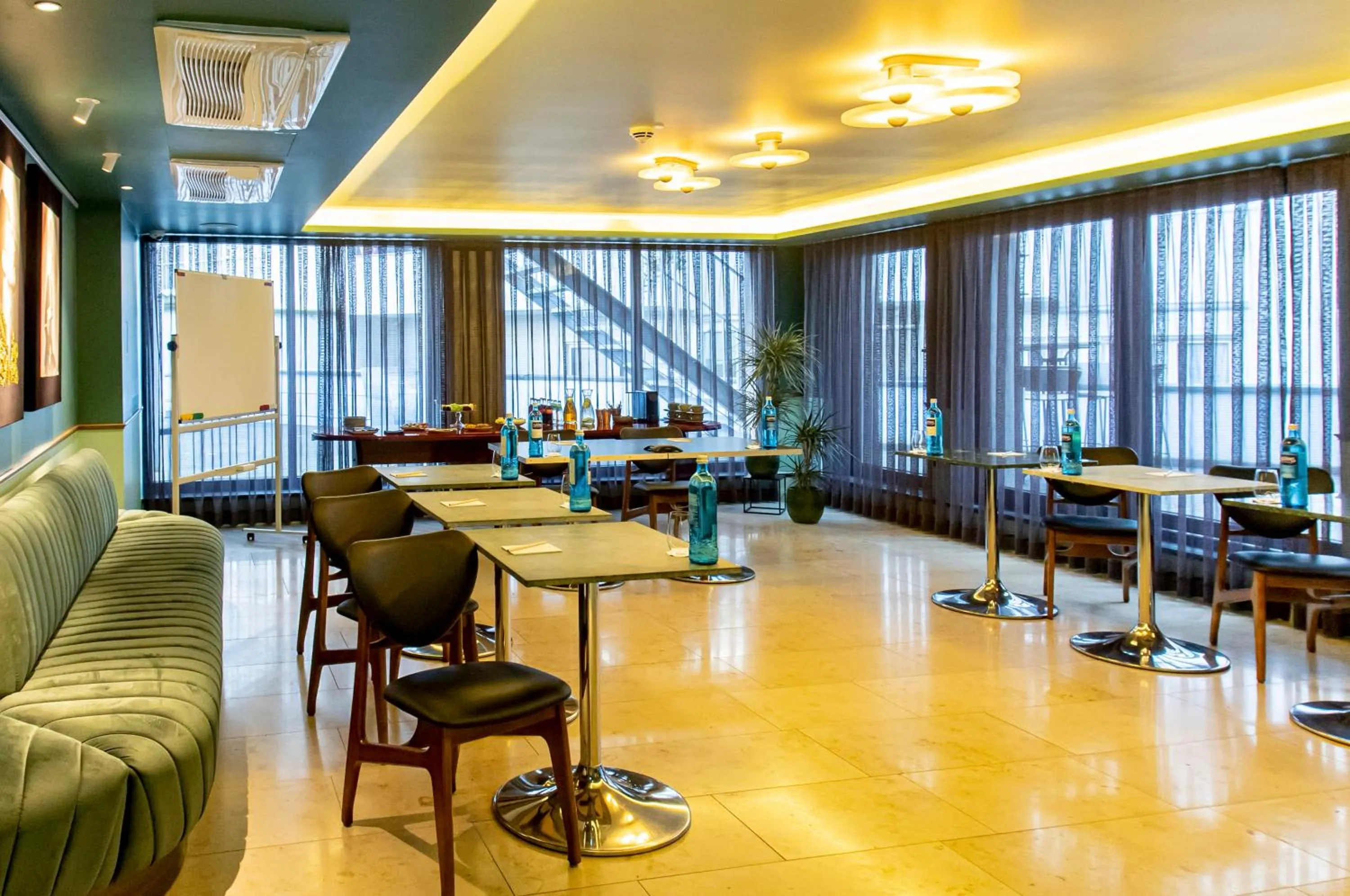 Meeting/conference room in MUZE Hotel Dusseldorf - Handwritten Collection