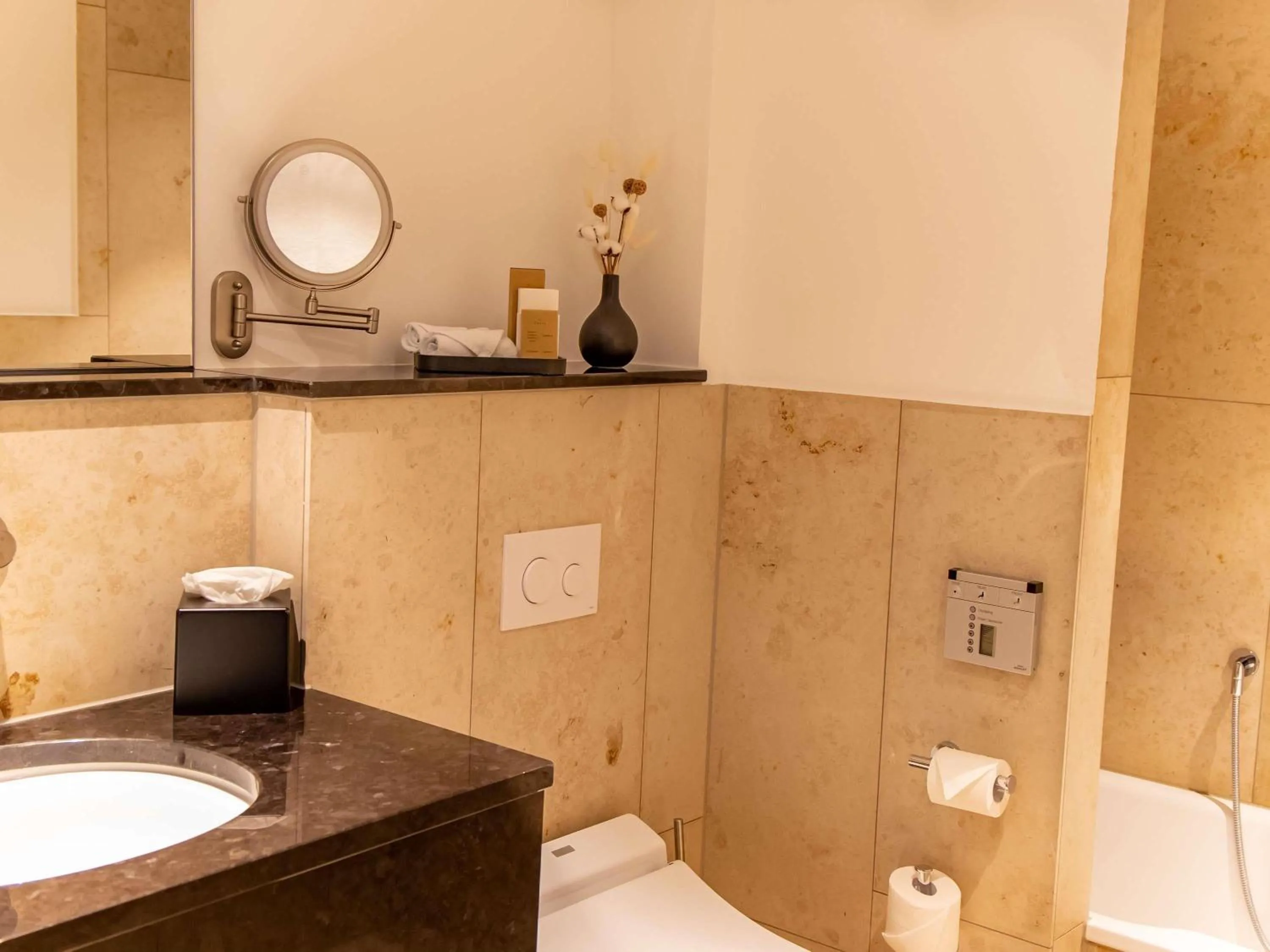 Bedroom in MUZE Hotel Dusseldorf - Handwritten Collection