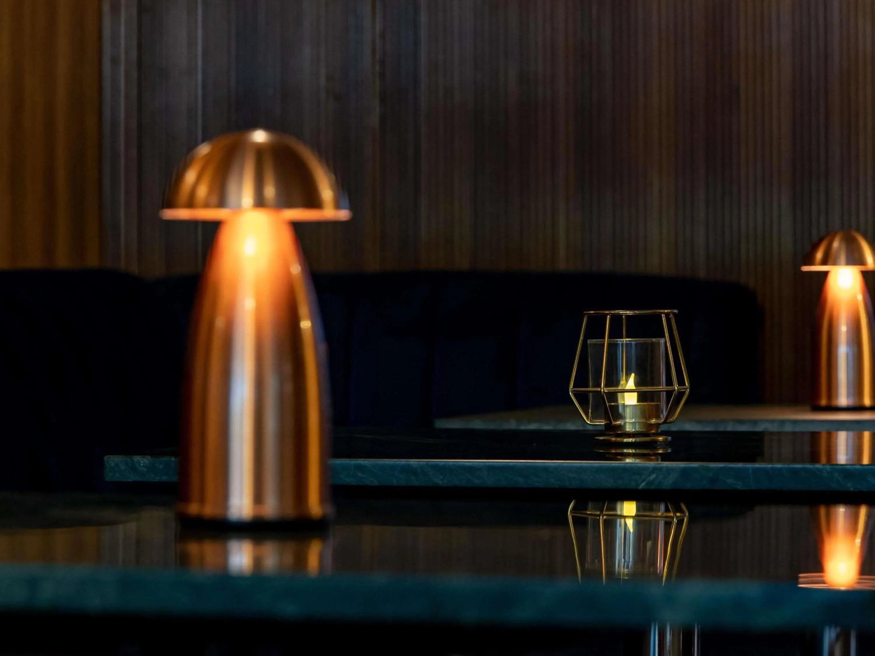 Lounge or bar in MUZE Hotel Dusseldorf - Handwritten Collection