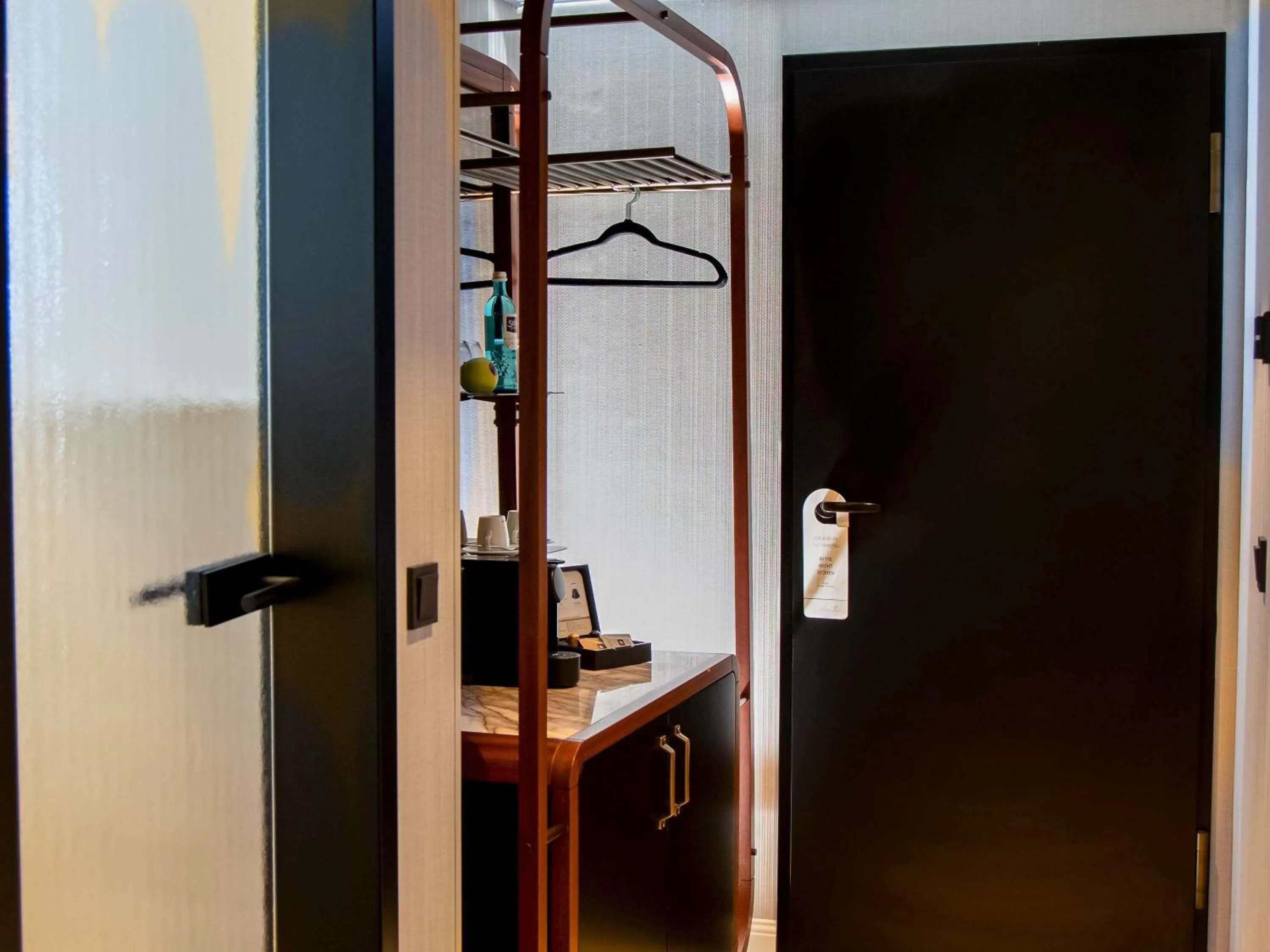 Bedroom in MUZE Hotel Dusseldorf - Handwritten Collection