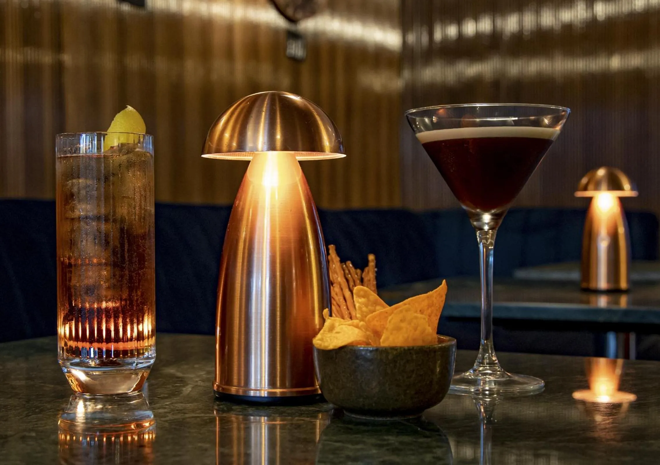 Lounge or bar in MUZE Hotel Dusseldorf - Handwritten Collection