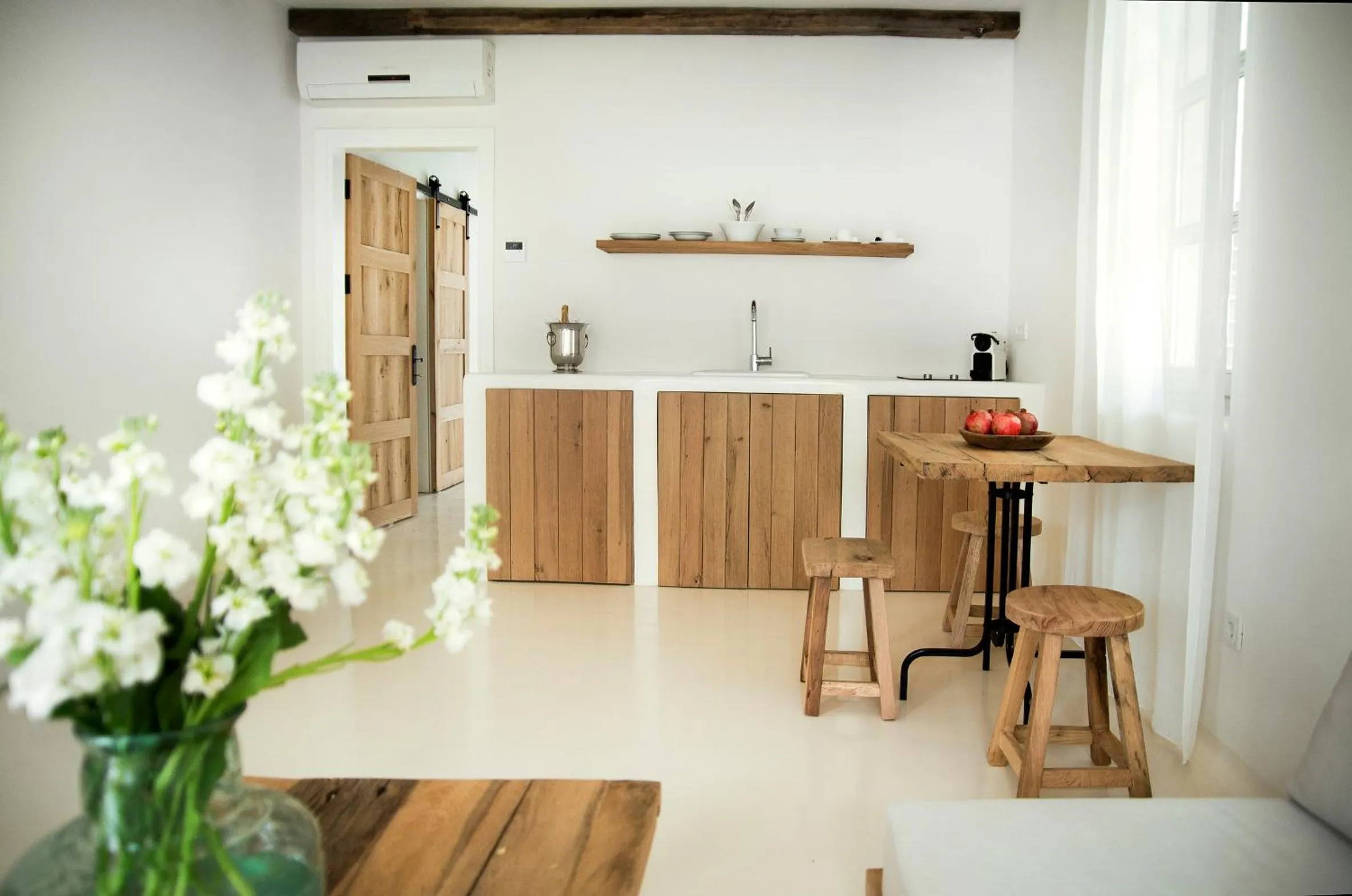 Kitchen or kitchenette in Manastir Alacati Hotel