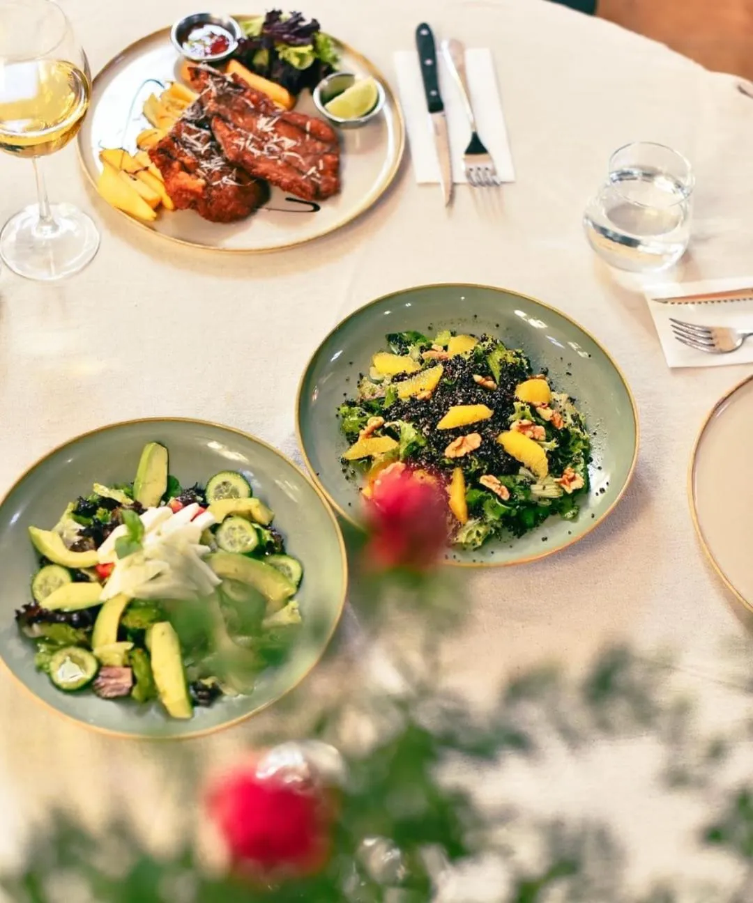 Food and drinks in Manastir Alacati Hotel