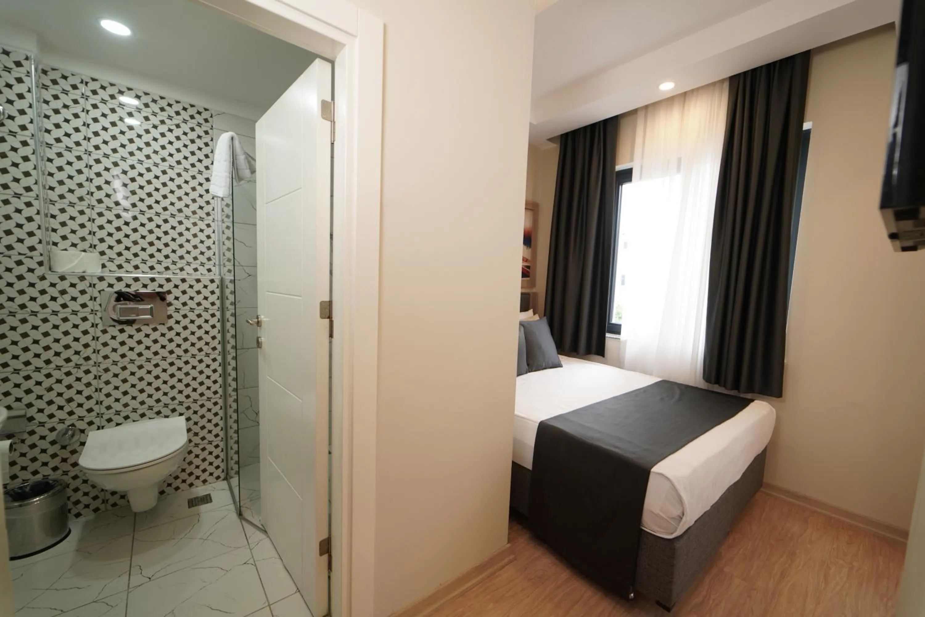 Photo of the whole room in Deniz Boutique Hotel