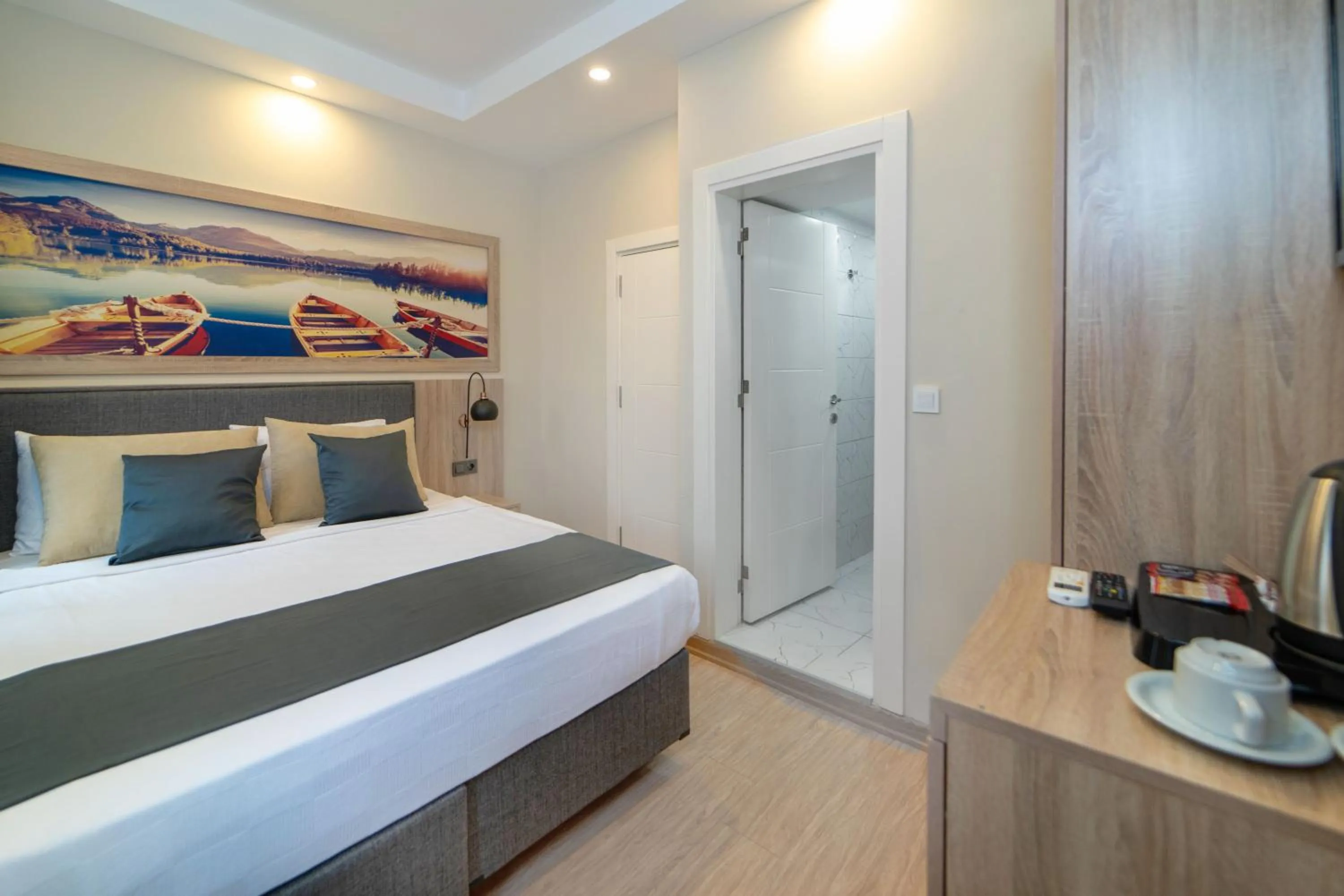 Bed in Deniz Boutique Hotel