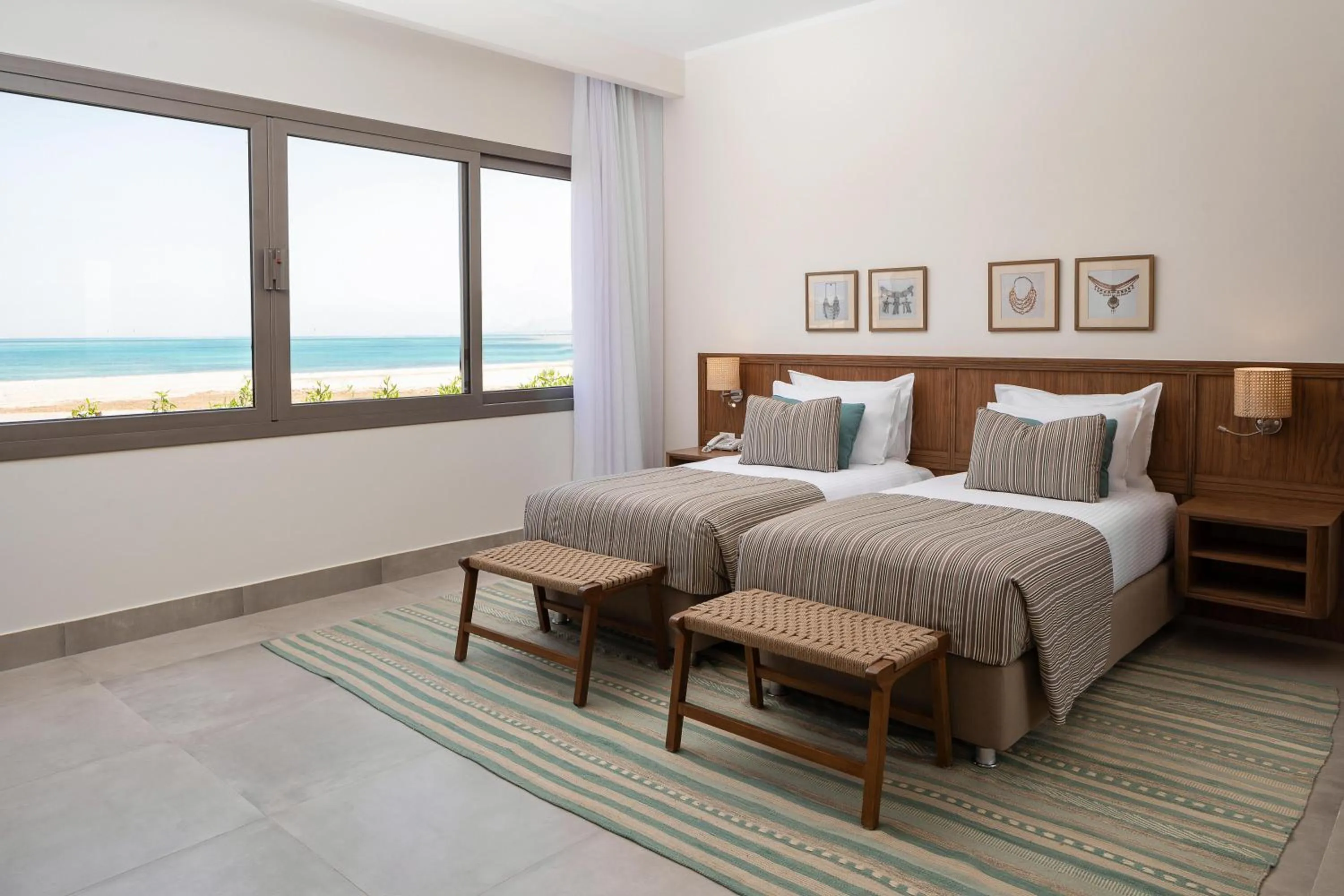 Photo of the whole room, Bed in Steigenberger Resort Ras Soma