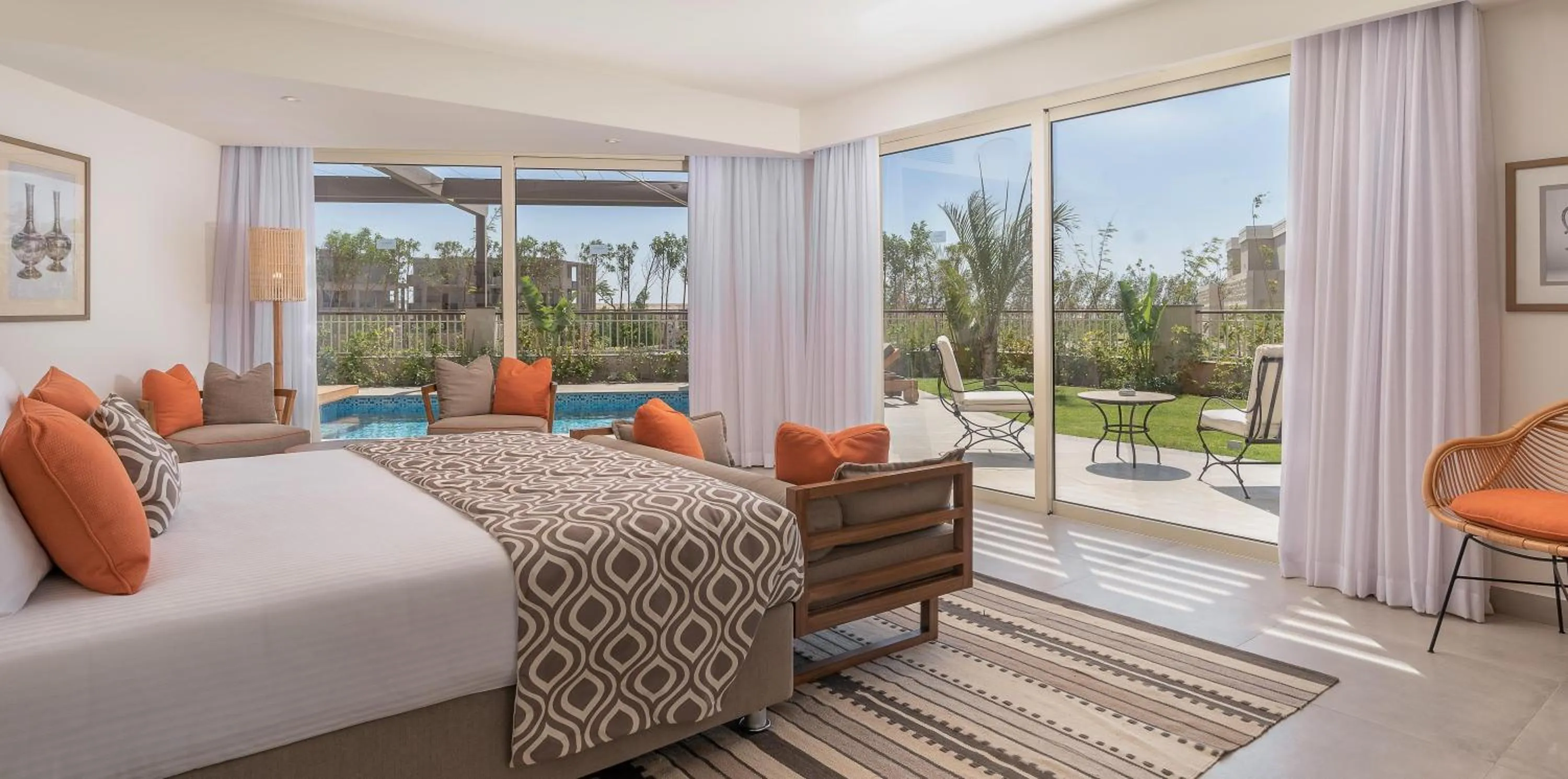 Photo of the whole room, Bed in Steigenberger Resort Ras Soma