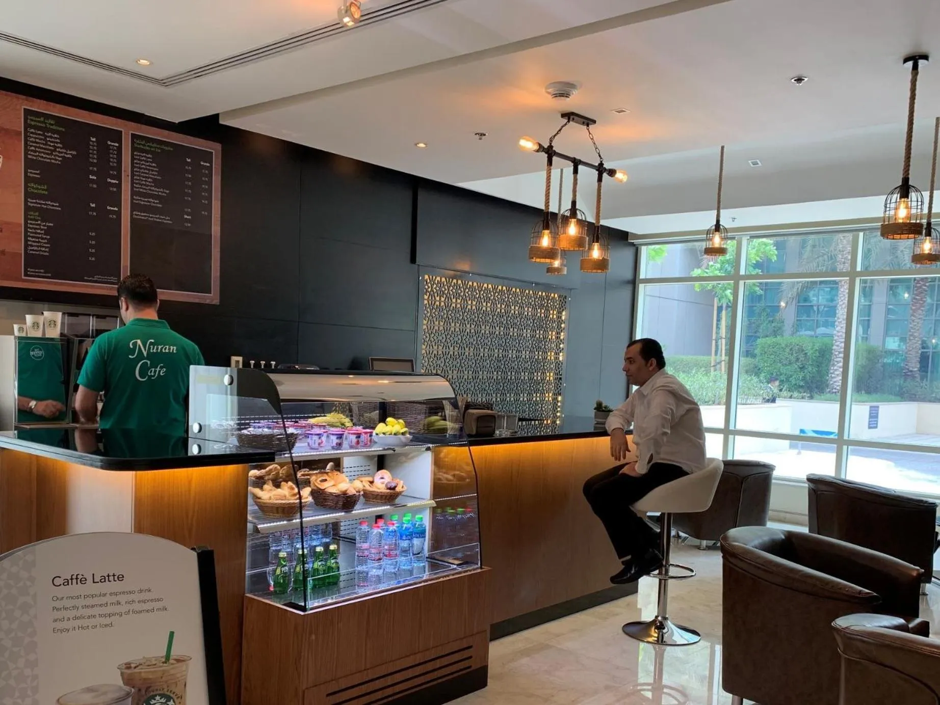 Restaurant/places to eat in Nuran Marina