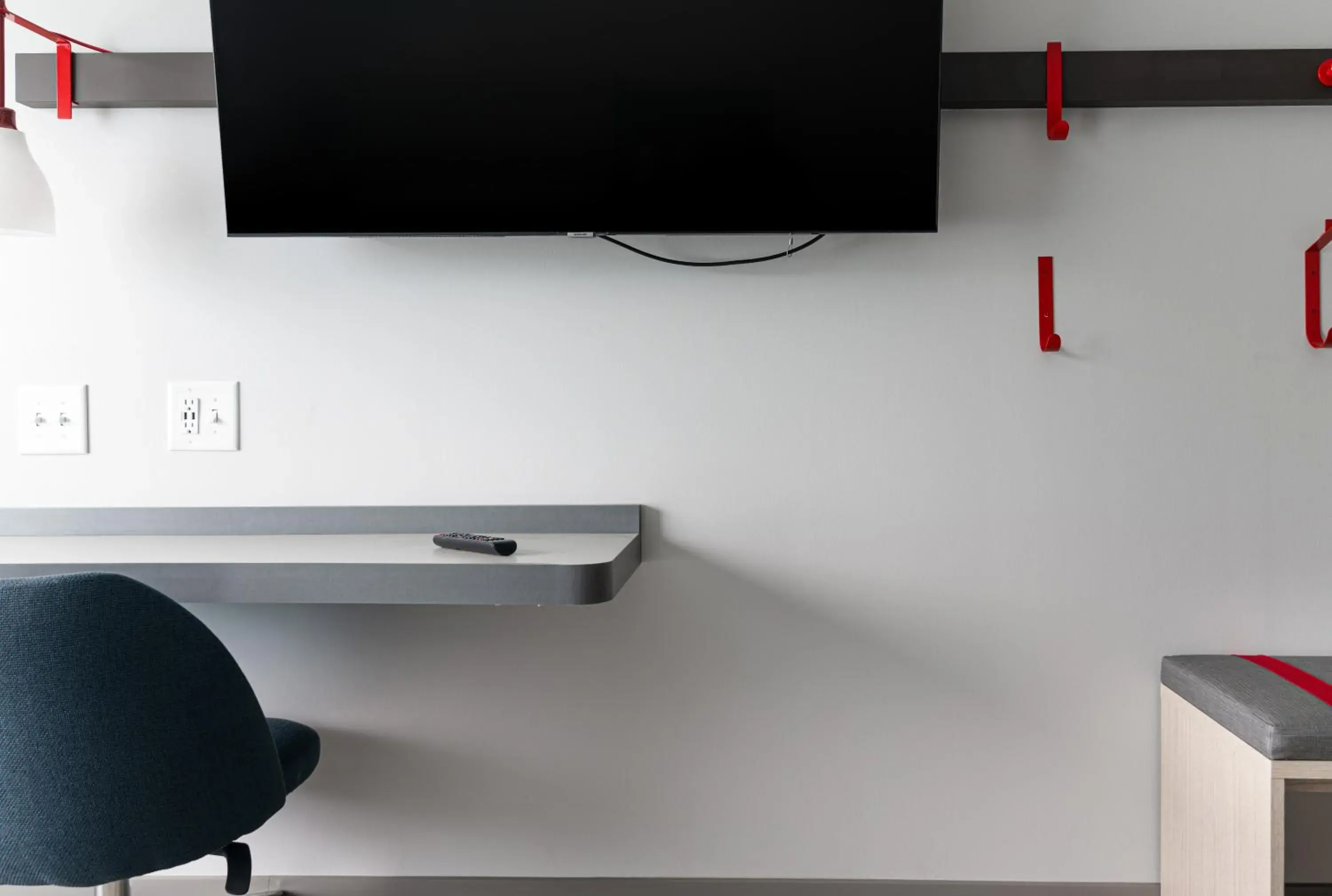 King Room - Mobility Access/Hearing Accessible in avid hotel Summerville by IHG King Room - Mobility Access/Hearing Accessible in avid hotel Summerville by IHG