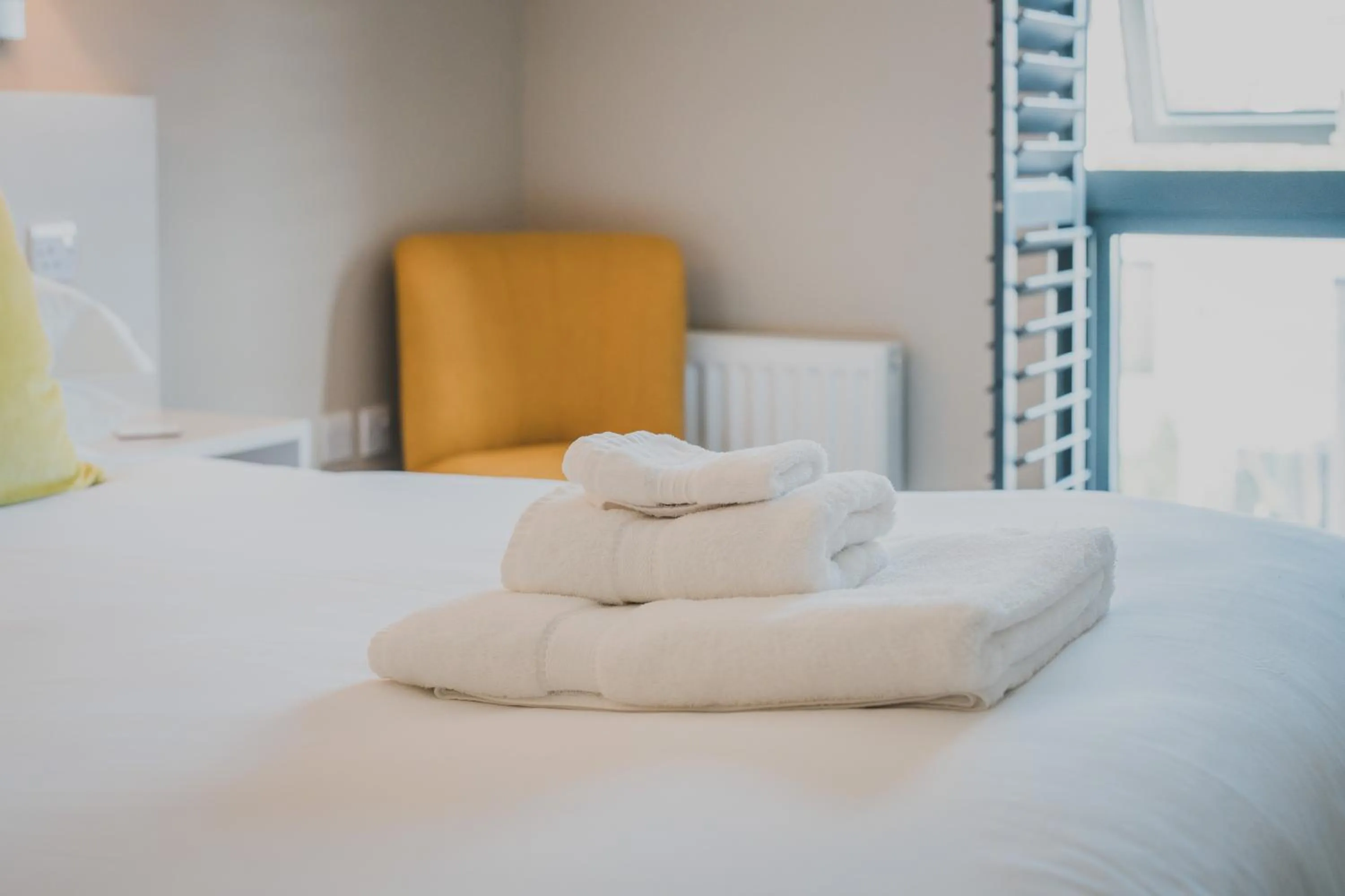 towels, Bed in Polzeath Beach House