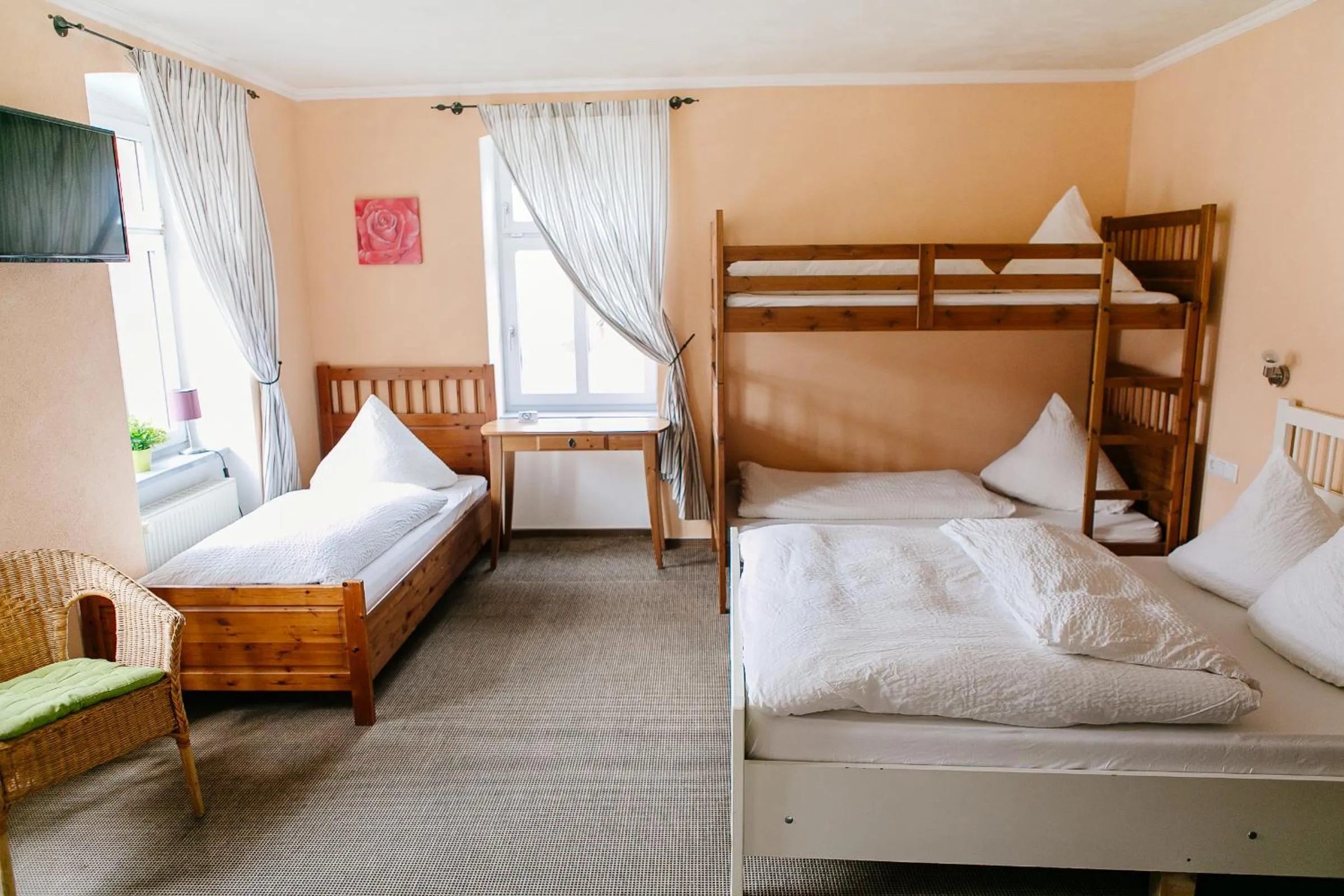 Bed in Landhotel Airport-Inn