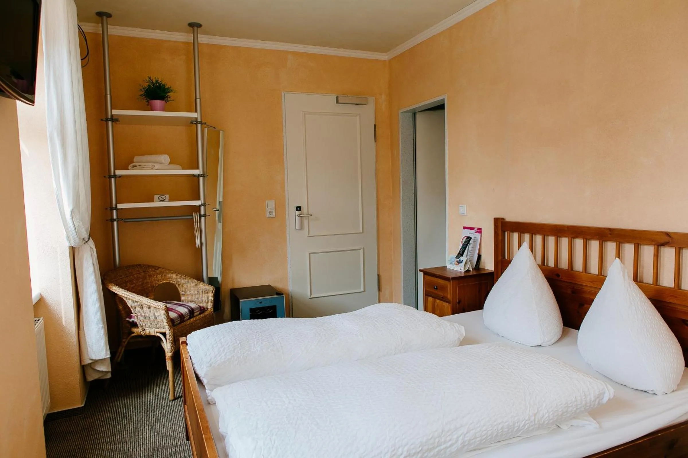 Bed in Landhotel Airport-Inn