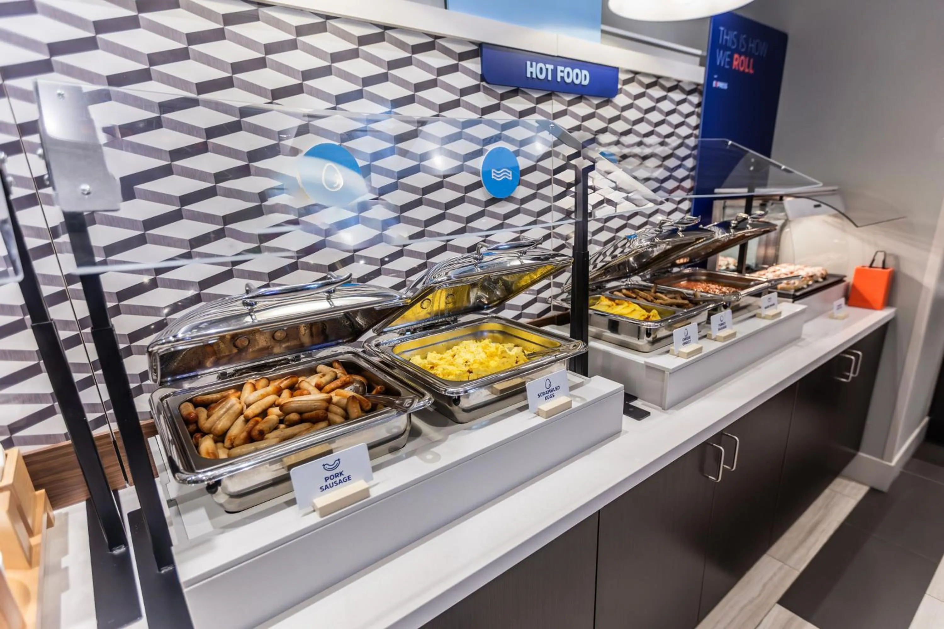 Breakfast in Holiday Inn Express & Suites - Welland