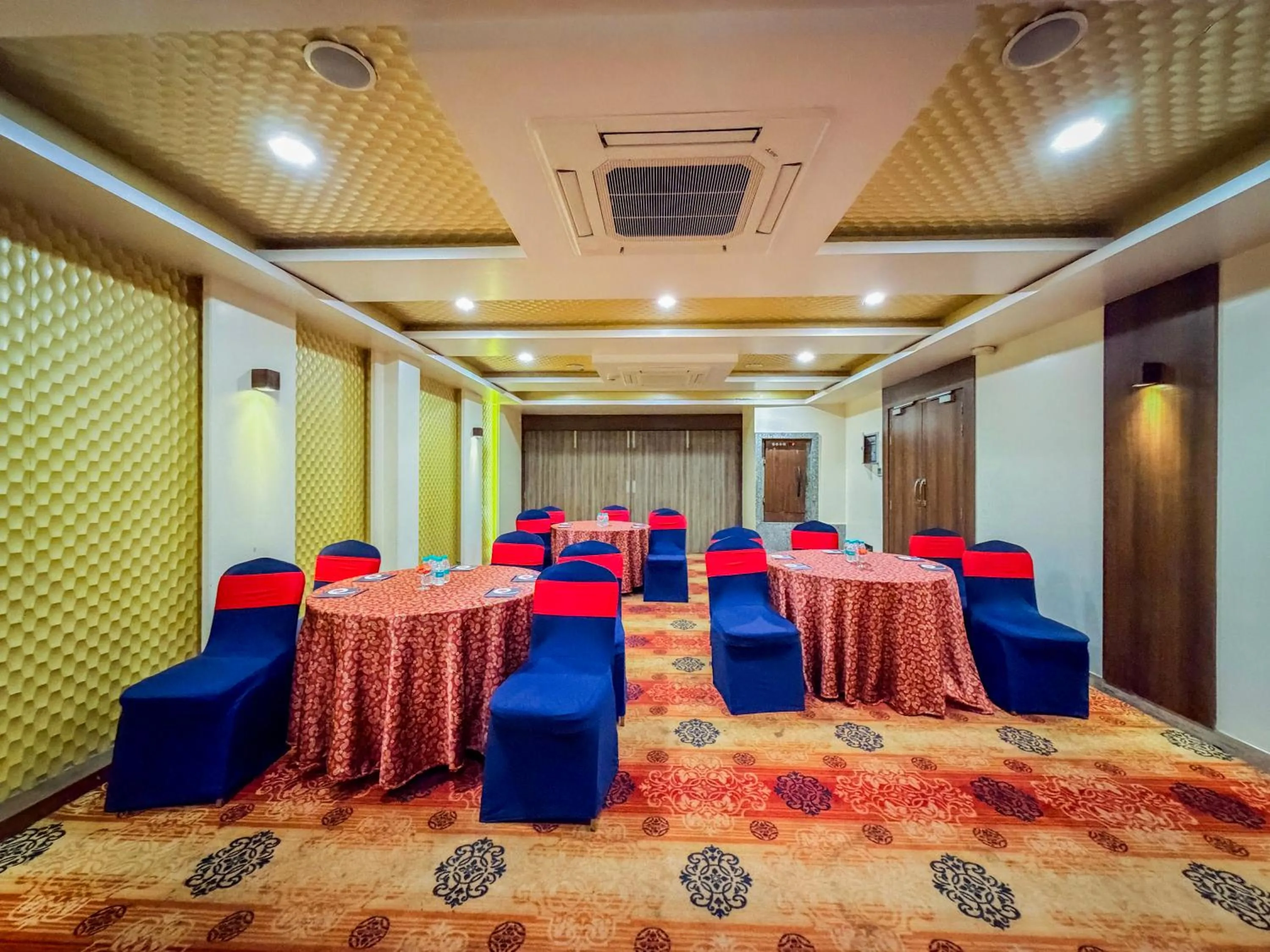 Banquet/Function facilities in Spree Hotel Jaipur