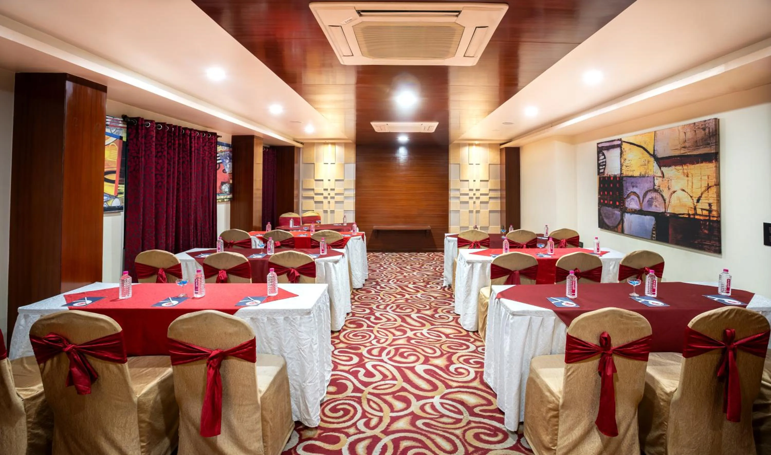 Meeting/conference room in Spree Hotel Jaipur