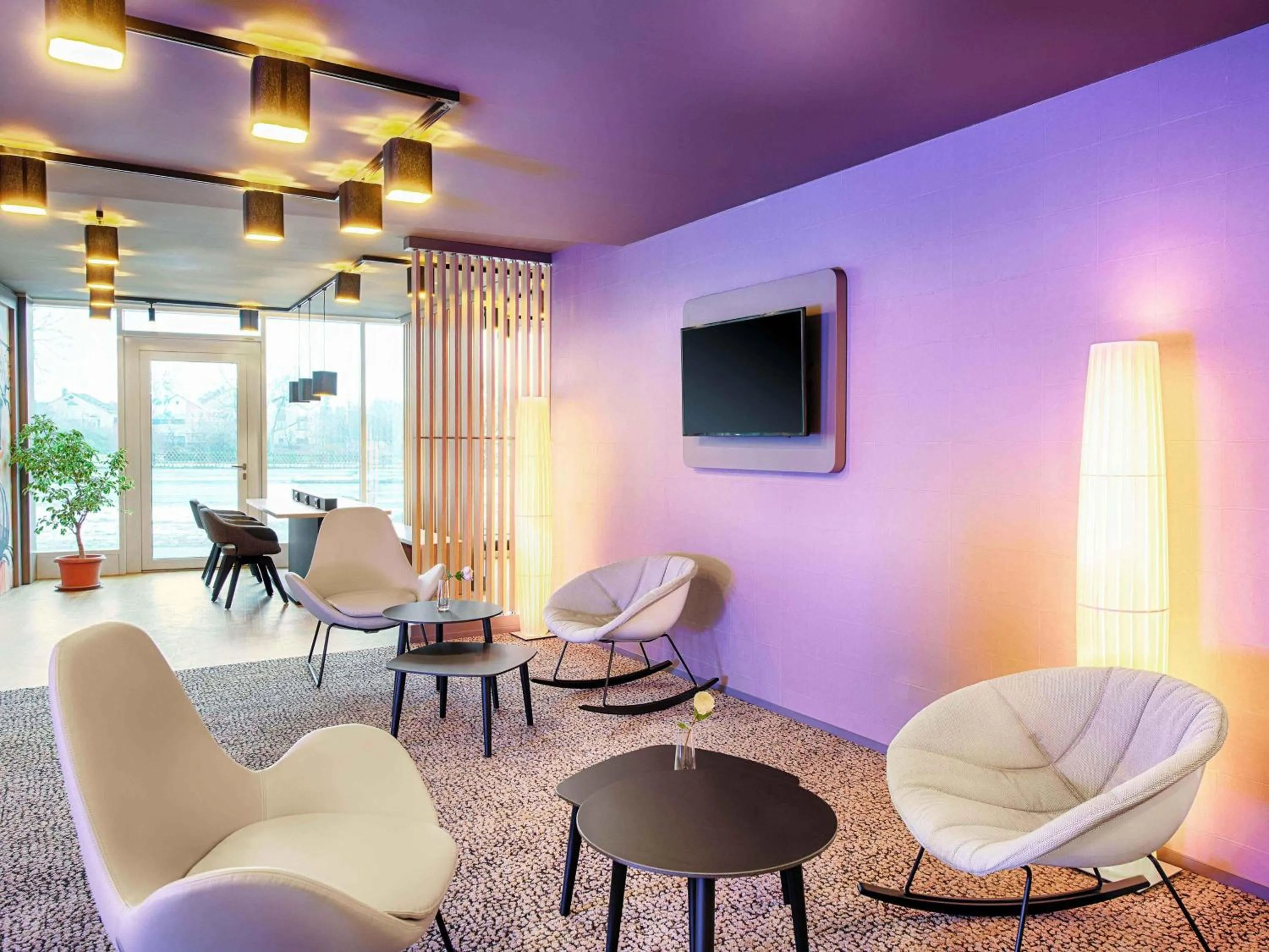 Lobby or reception in B&B Hotel Bamberg