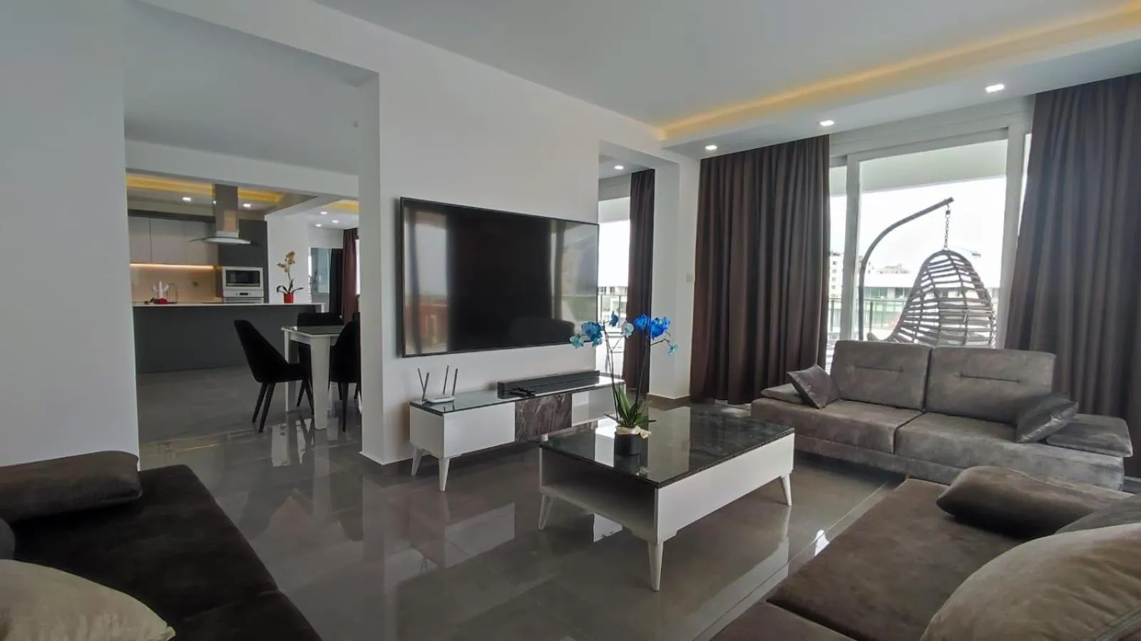 Living room in Courtyard Long Beach Holiday Resort