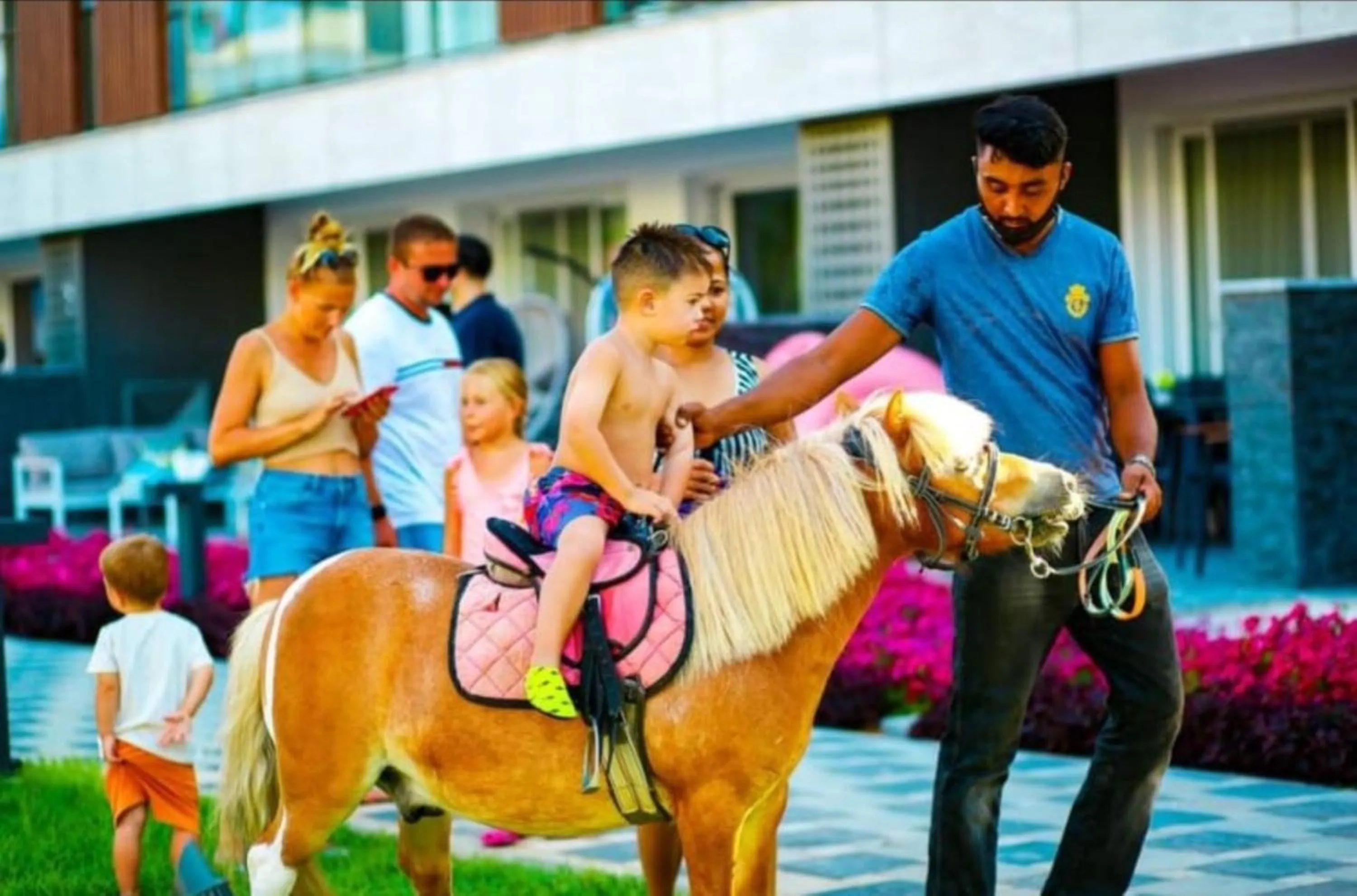Garden in Courtyard Long Beach Holiday Resort