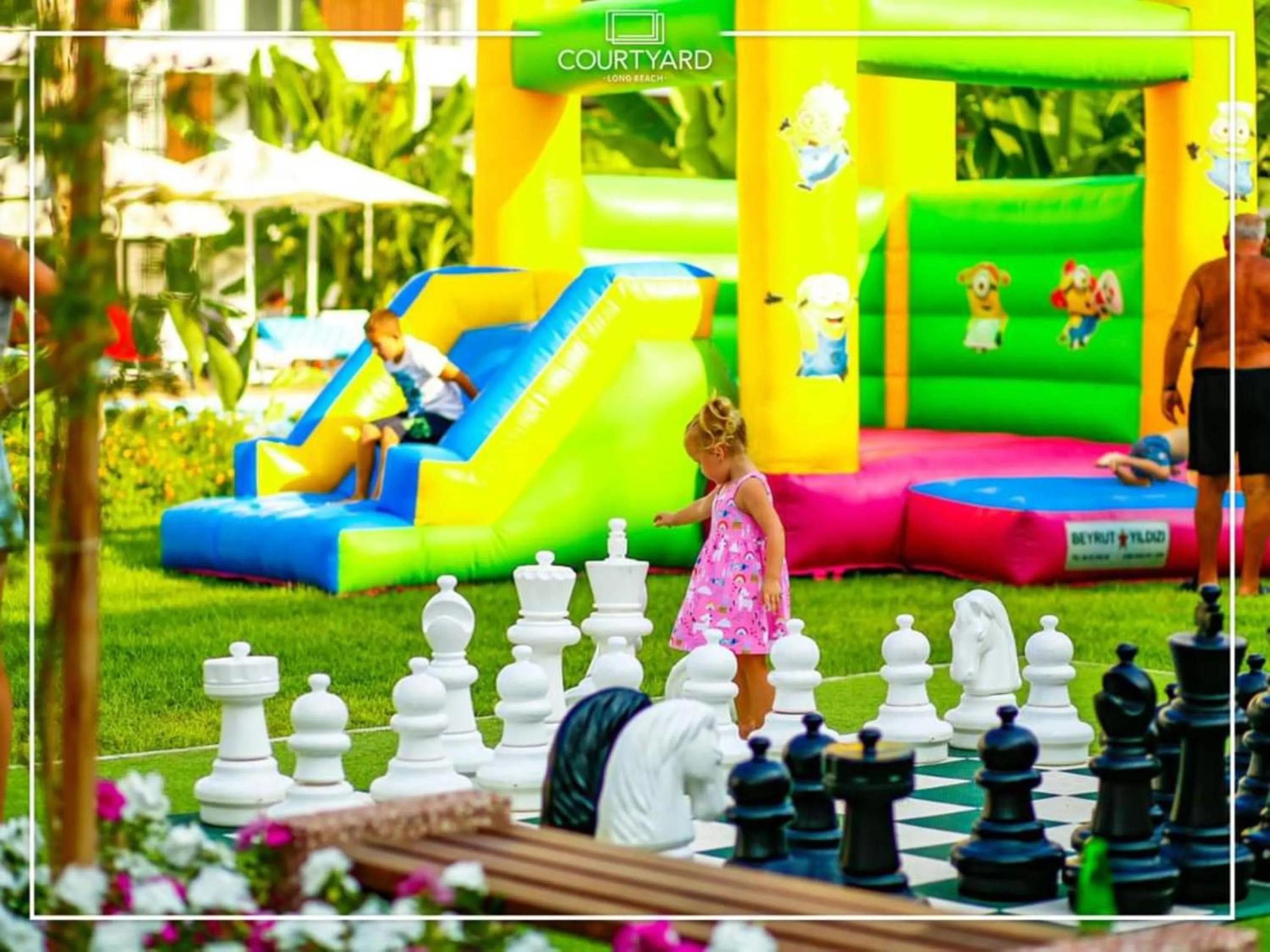 Property building in Courtyard Long Beach Holiday Resort