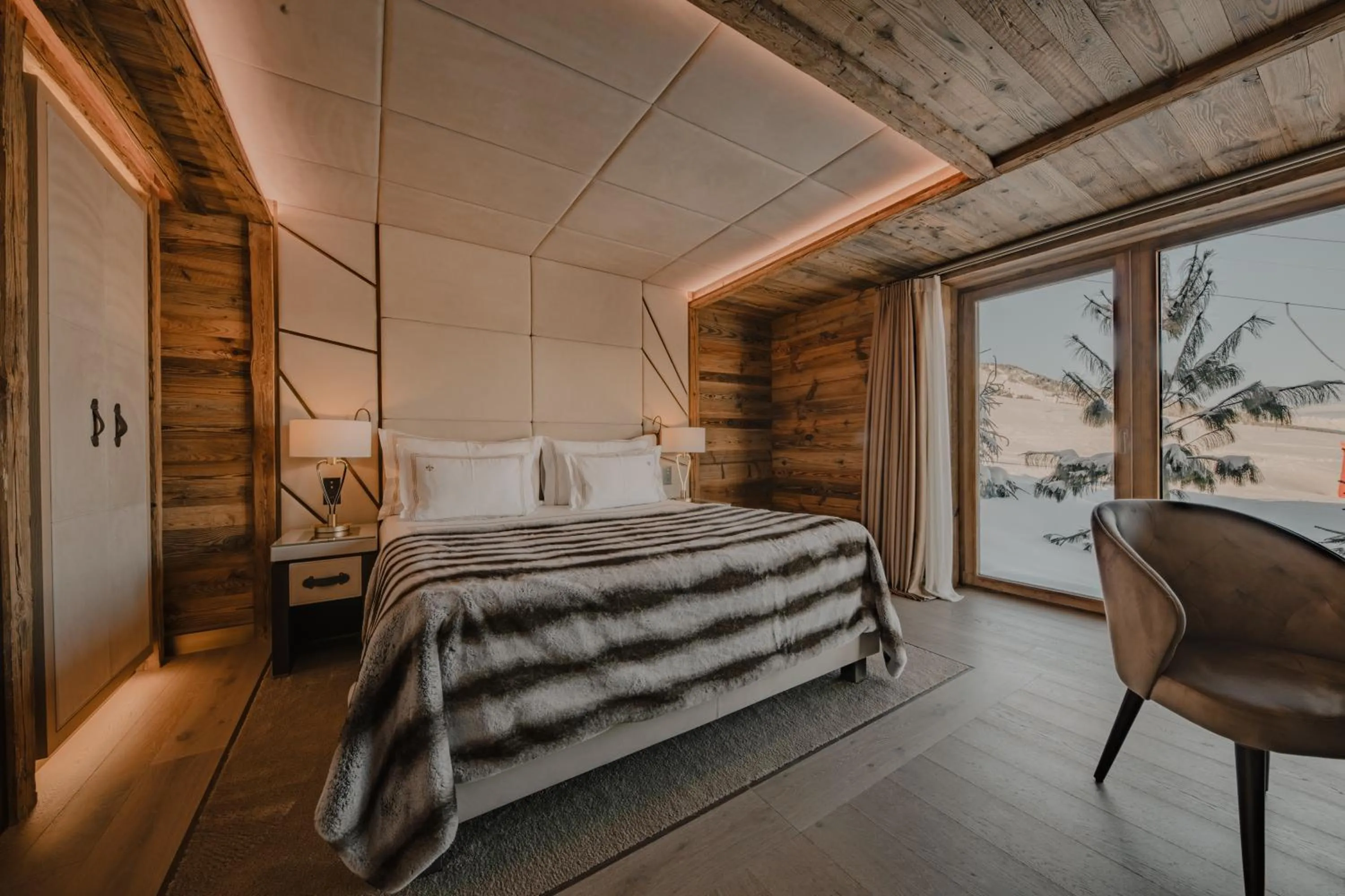 Bed in Ultima Hotel Courchevel