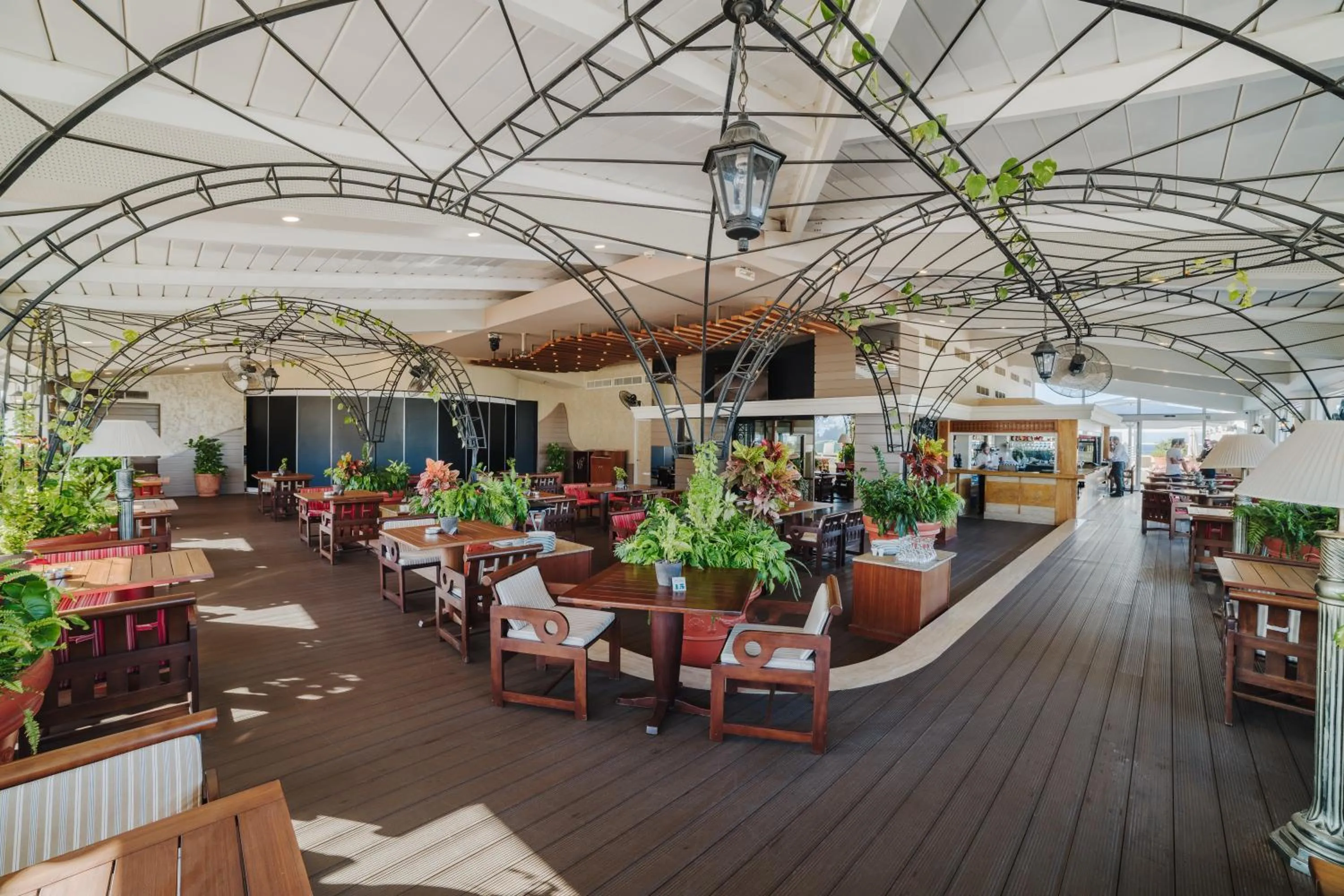 Restaurant/places to eat in The Arkin Colony Hotel