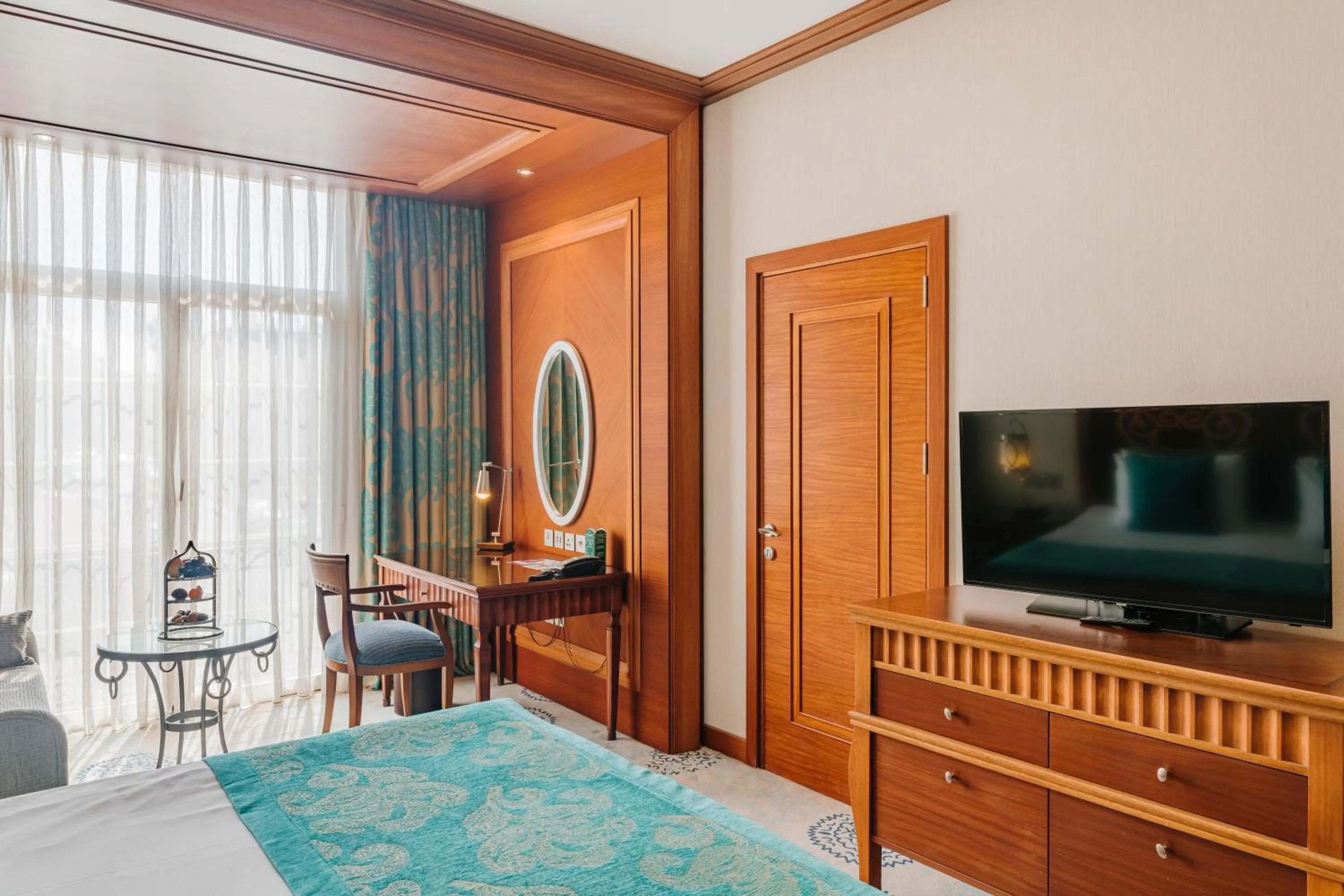 View (from property/room), Bed in The Arkin Colony Hotel