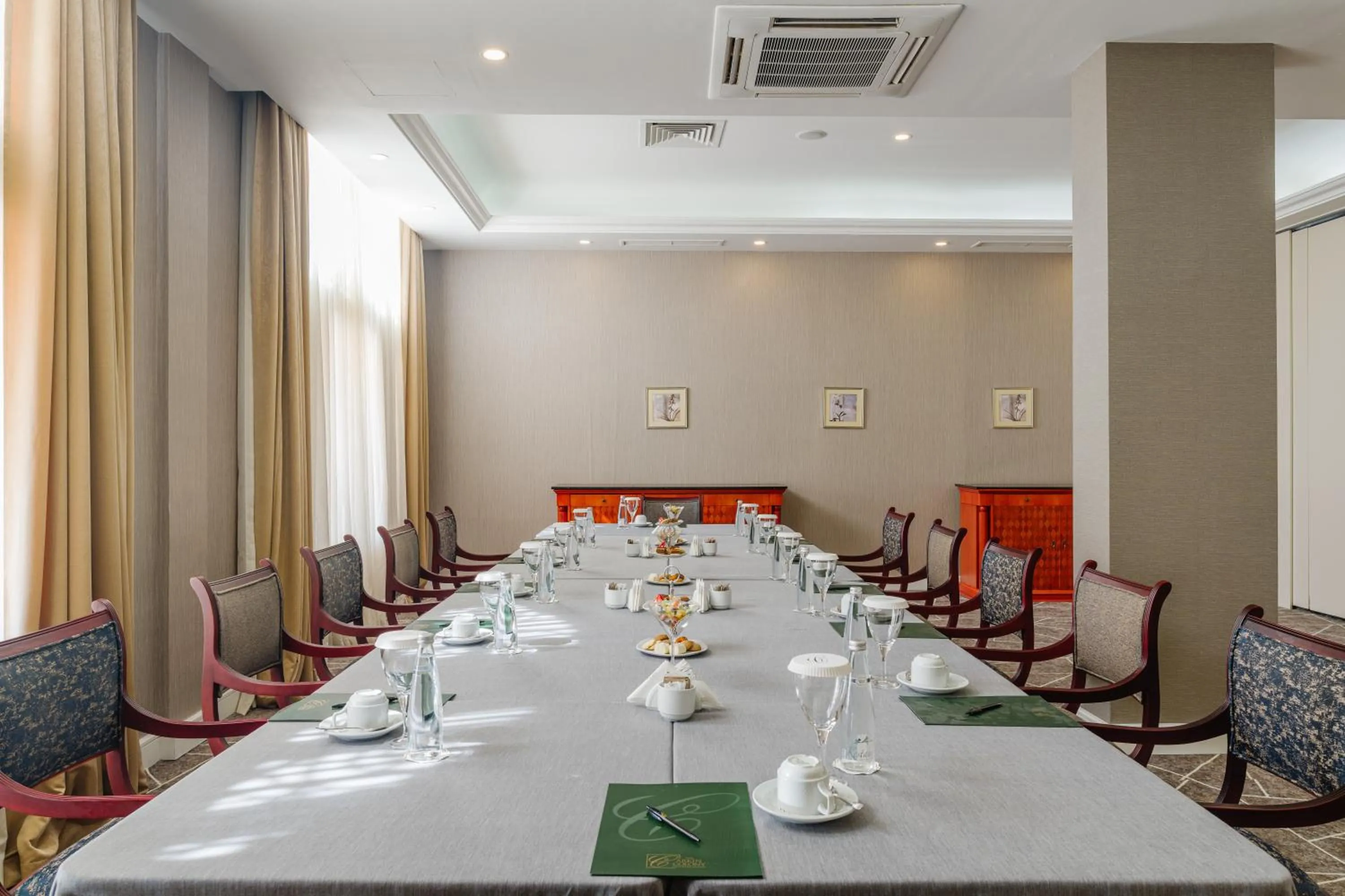 Meeting/conference room in The Arkin Colony Hotel