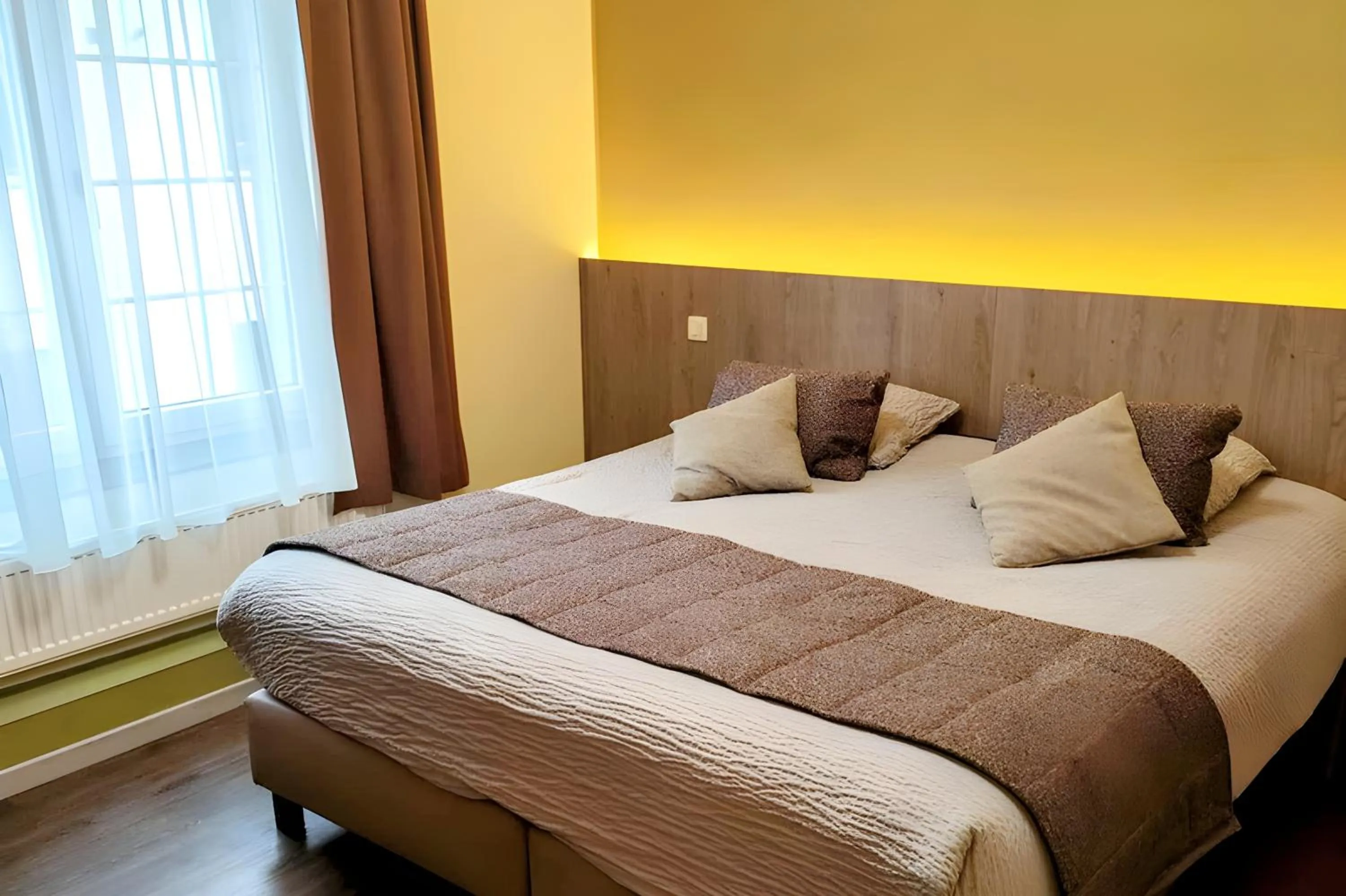 Bed in Hotel des Postes