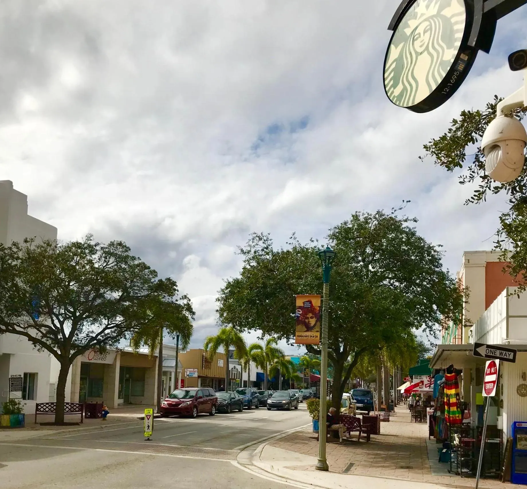 Neighbourhood in Mango Beach House