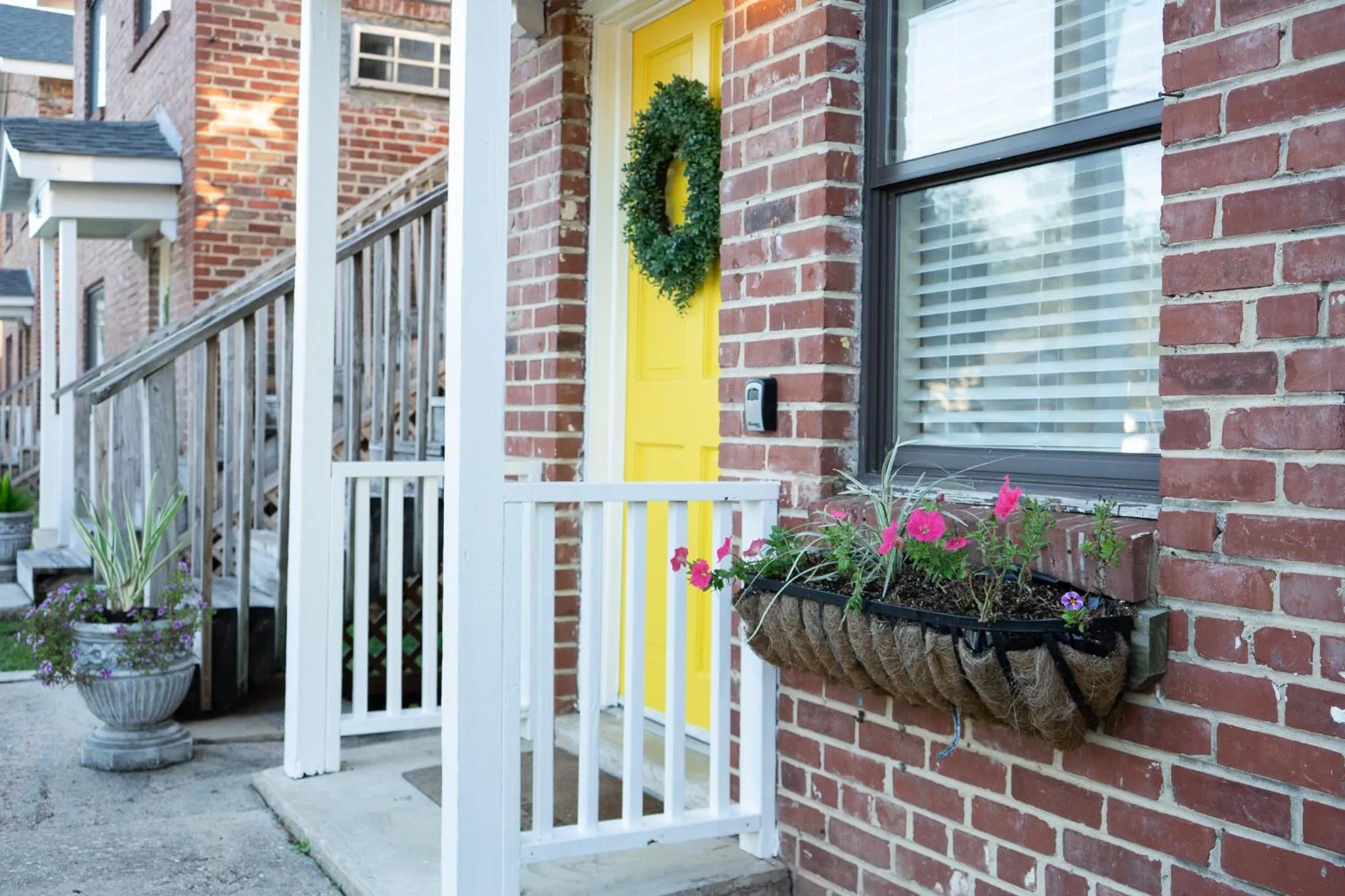 Property building in The Flats on Florida St - Super Comfy 2-Bedroom Apartments