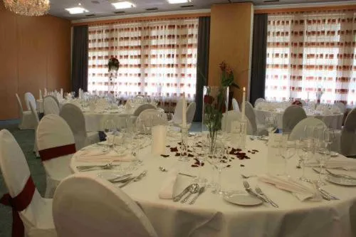 Restaurant/places to eat in Hotel Empfinger Hof, Sure Hotel Collection by Best Western