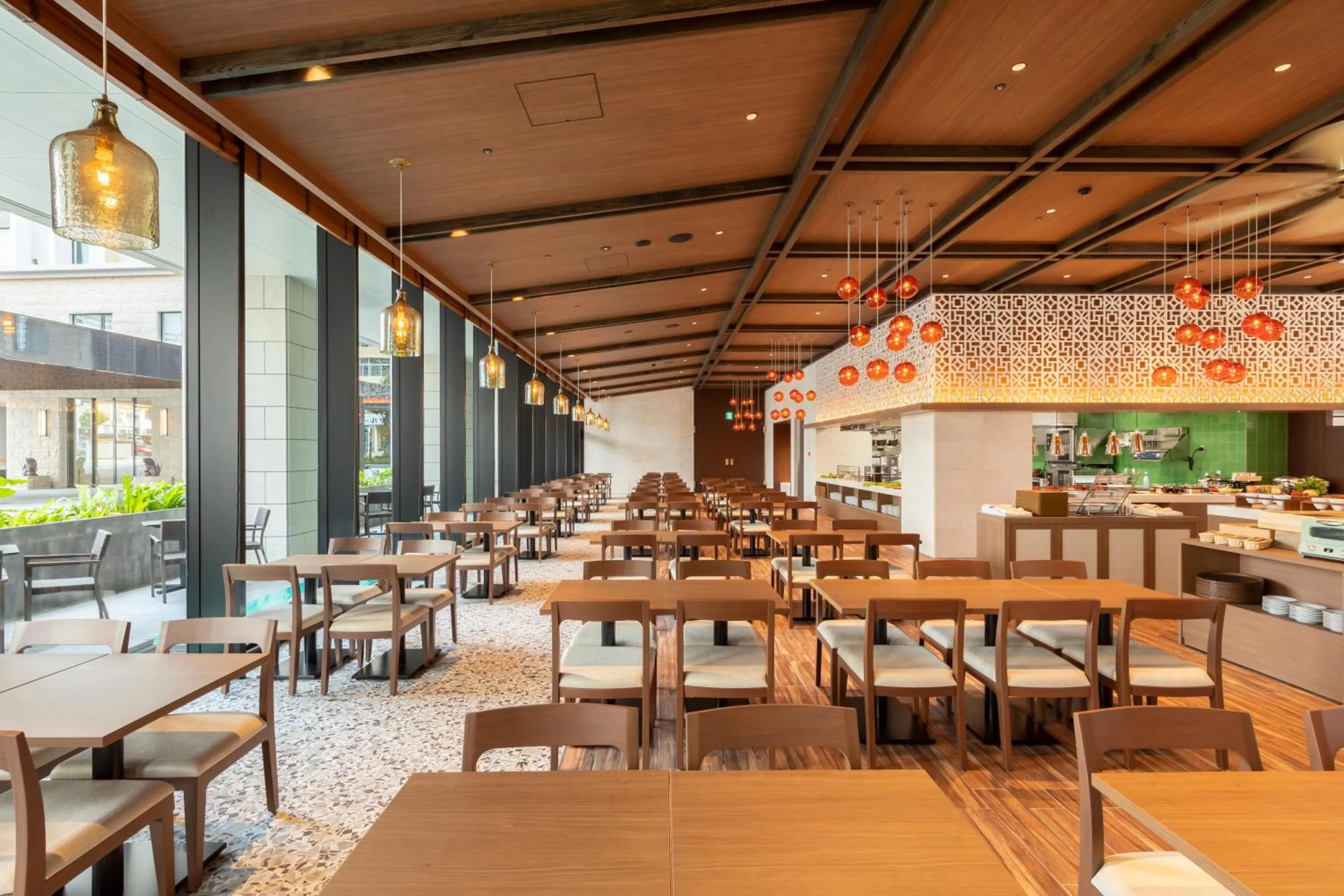 Restaurant/places to eat in Hewitt Resort Naha