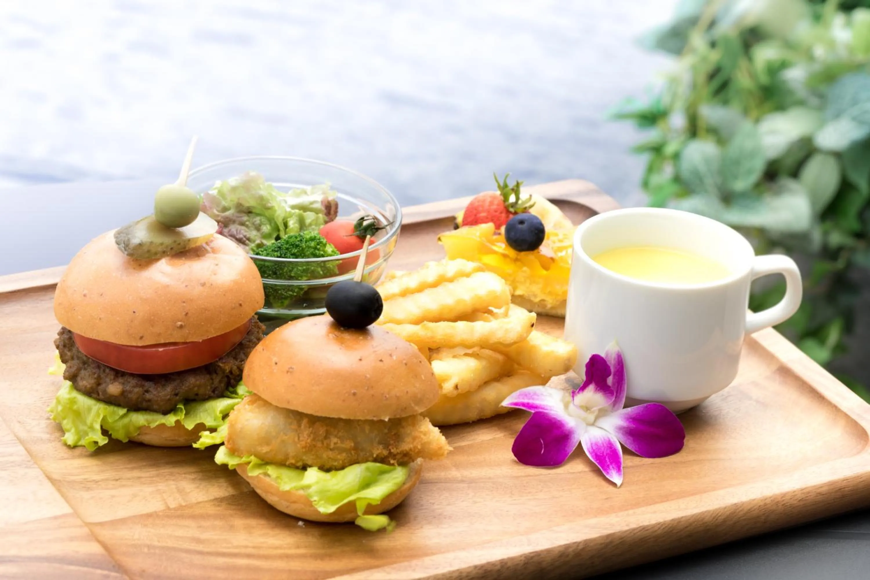 Restaurant/places to eat in Hewitt Resort Naha