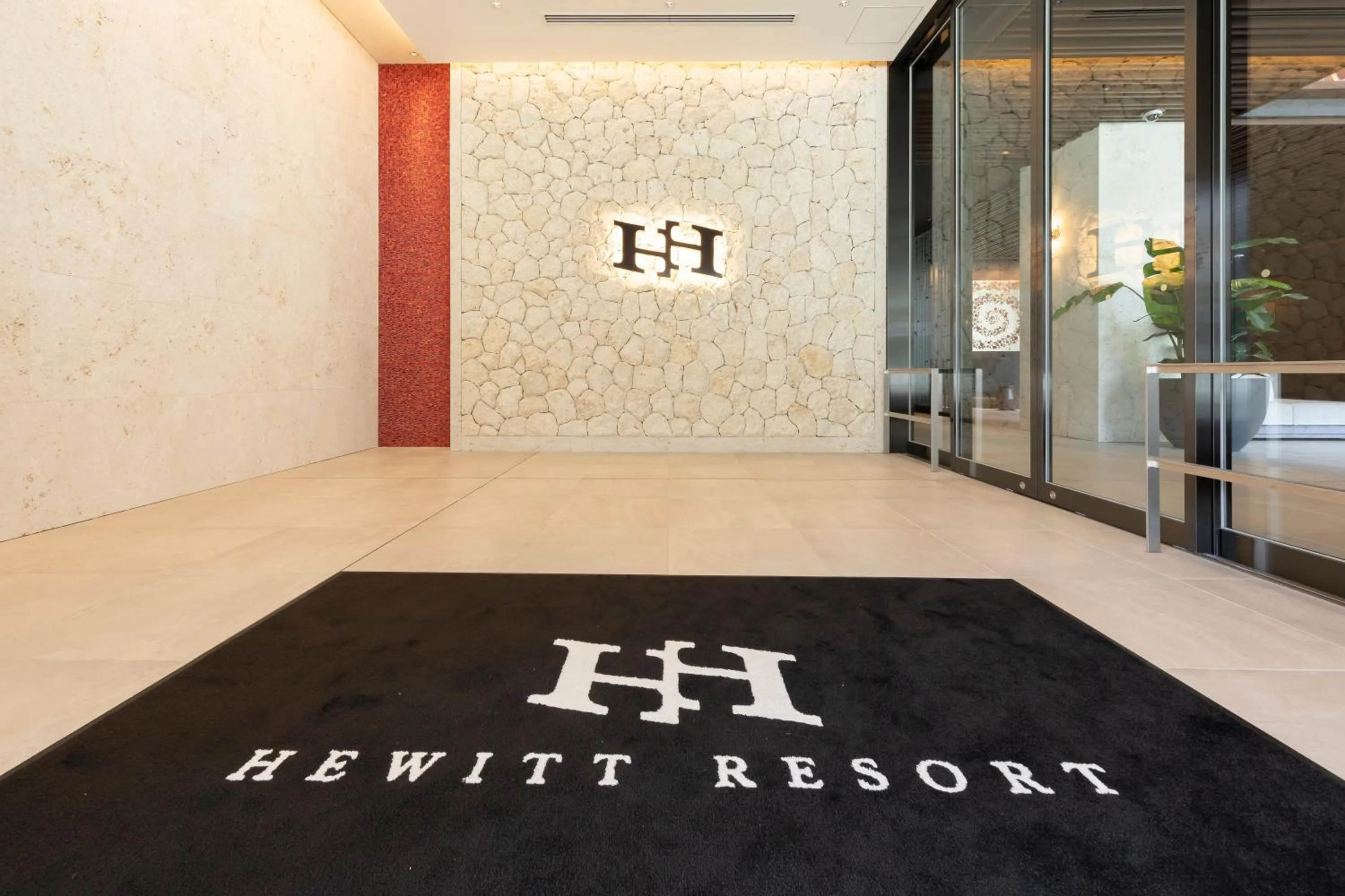 Facade/entrance in Hewitt Resort Naha