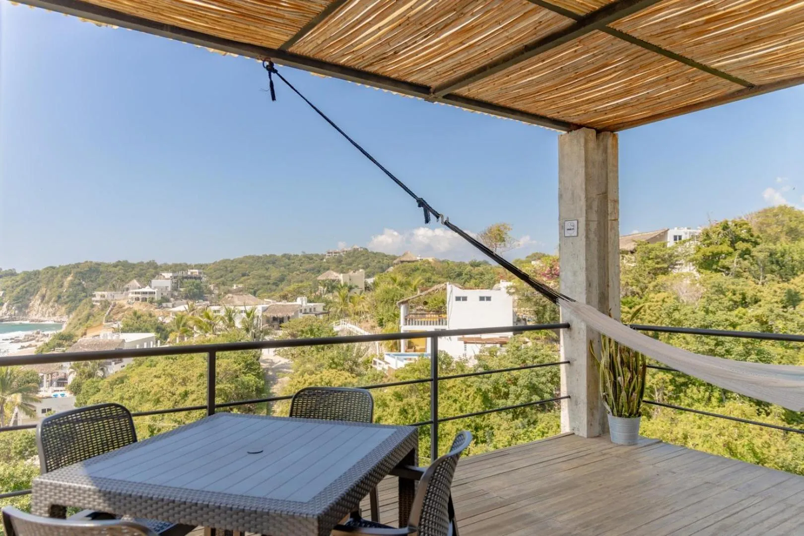 Day in Casa Mauna Boutique Hotel