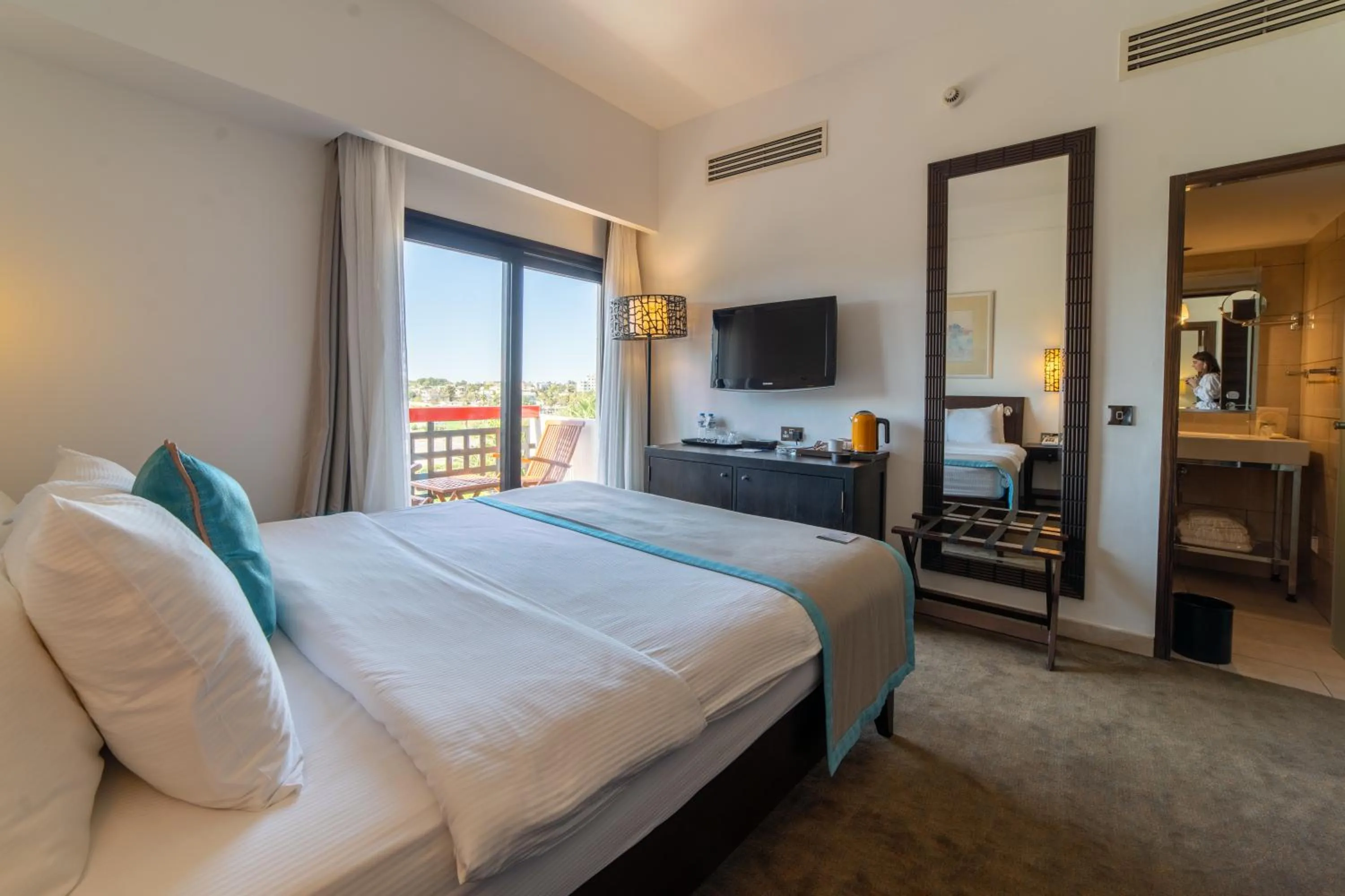 View (from property/room), Bed in Arkin Palm Beach Hotel