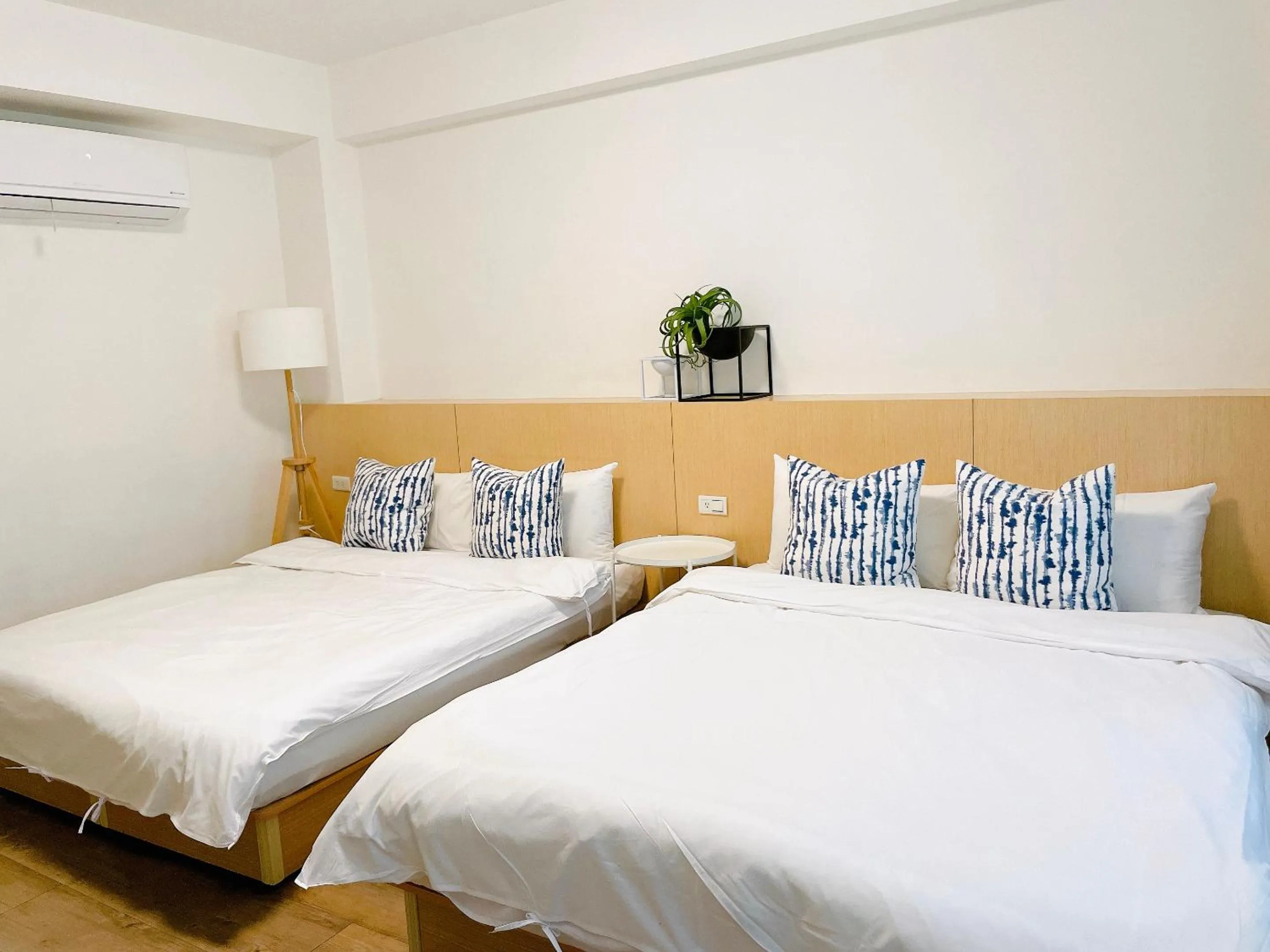 Bed in Hotel Huru House