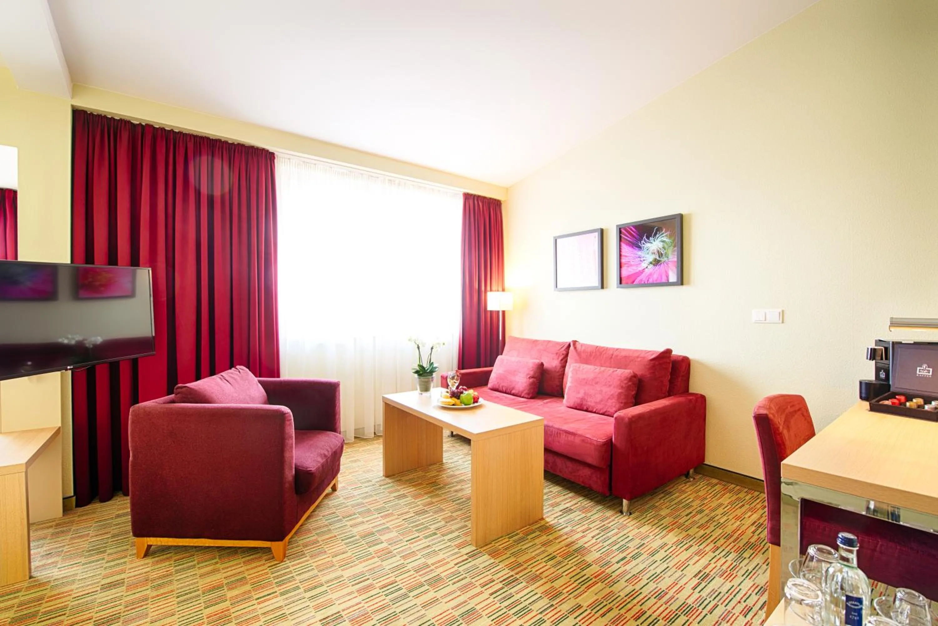 TV and multimedia in Welcome Hotel Paderborn