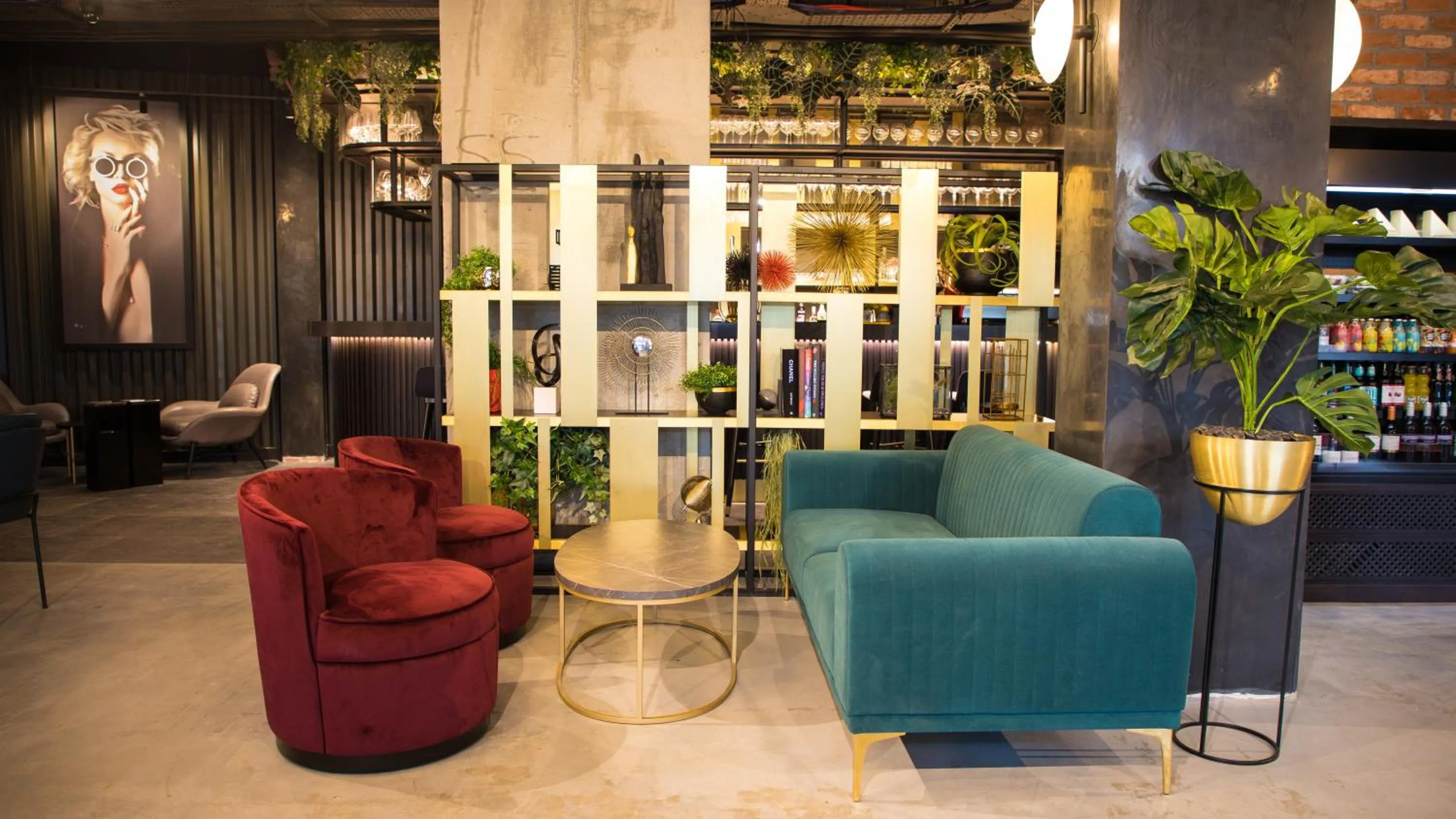 Living room in Radisson RED London Greenwich The O2