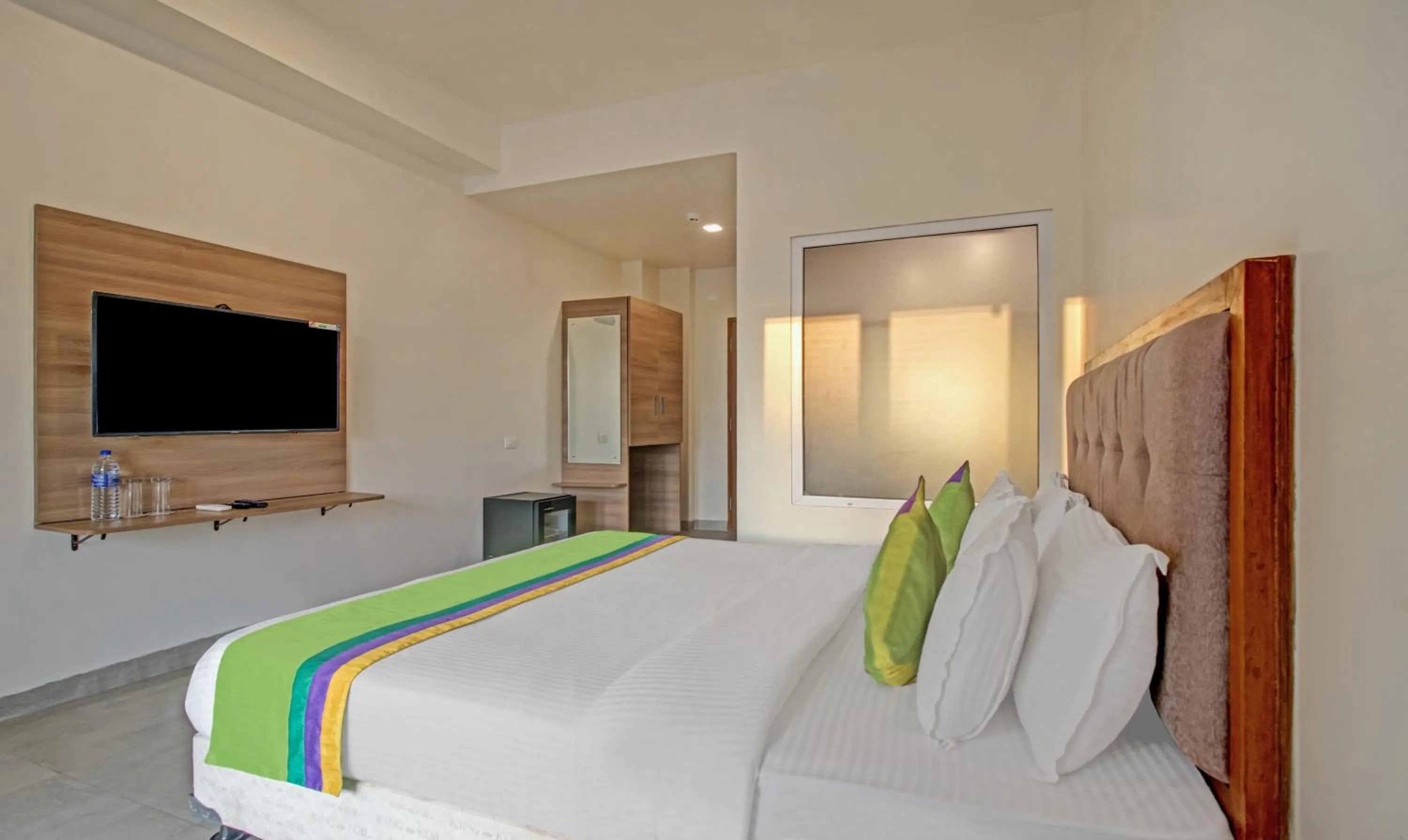 Bed in Itsy Hotels Tao Residency, 2 Minutes Walk From Baga Beach