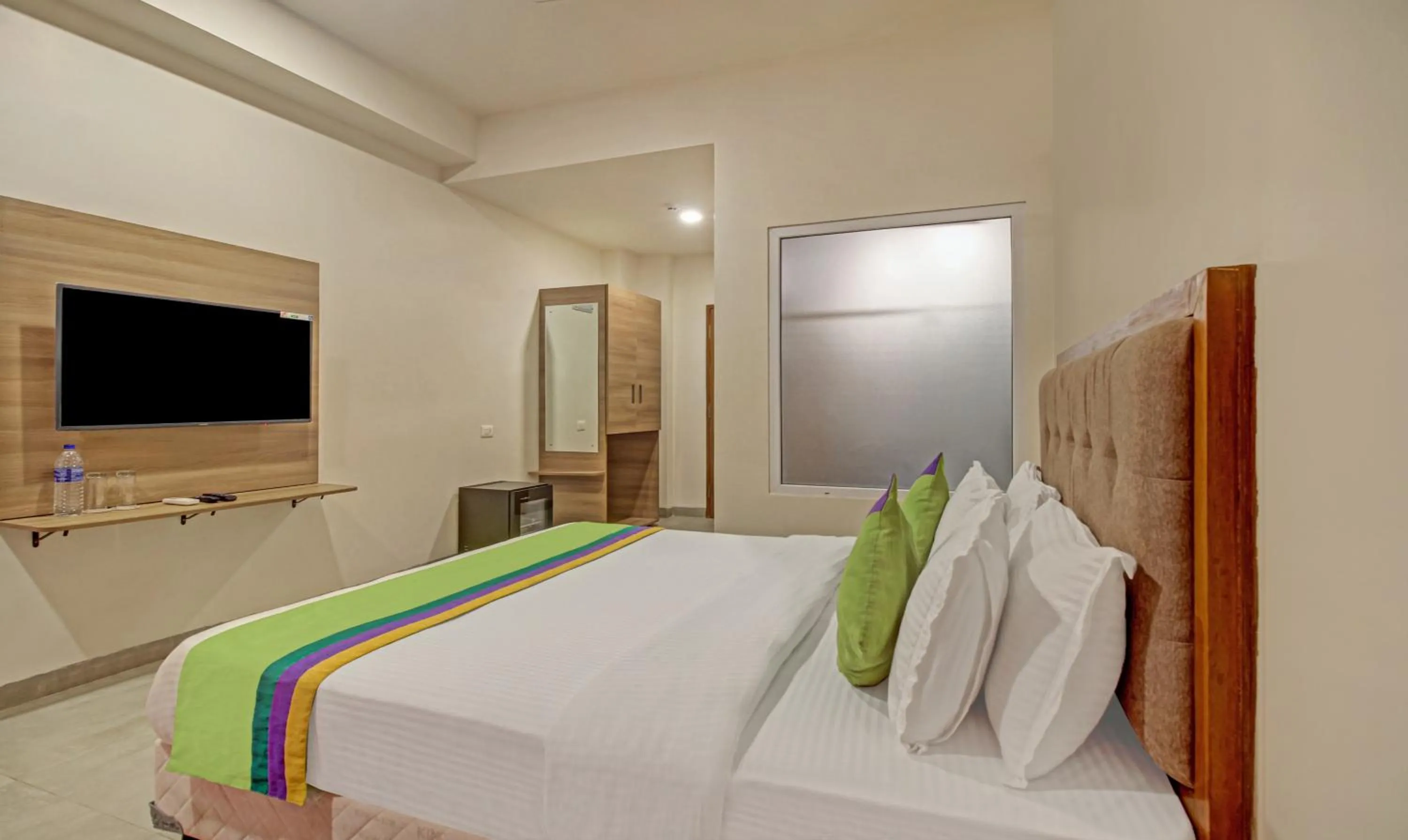 Bedroom in Itsy Hotels Tao Residency, 2 Minutes Walk From Baga Beach