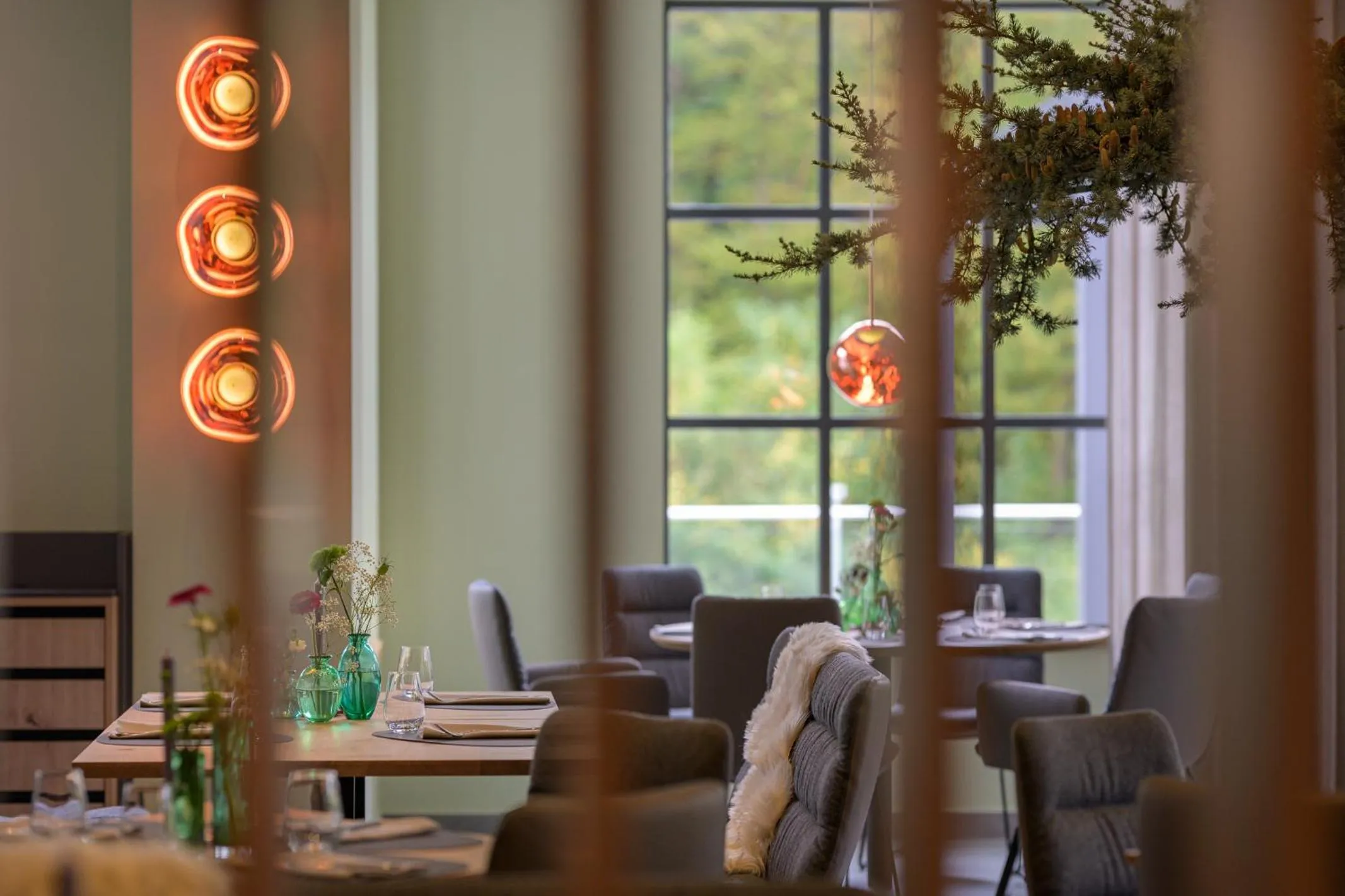 Restaurant/places to eat in Hotel VierJahreszeiten am Seilersee