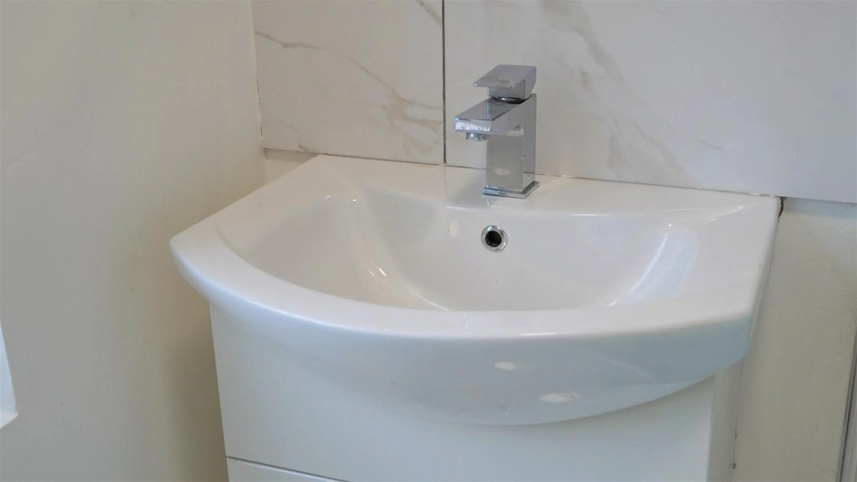 Bathroom in Cowper Townhouse