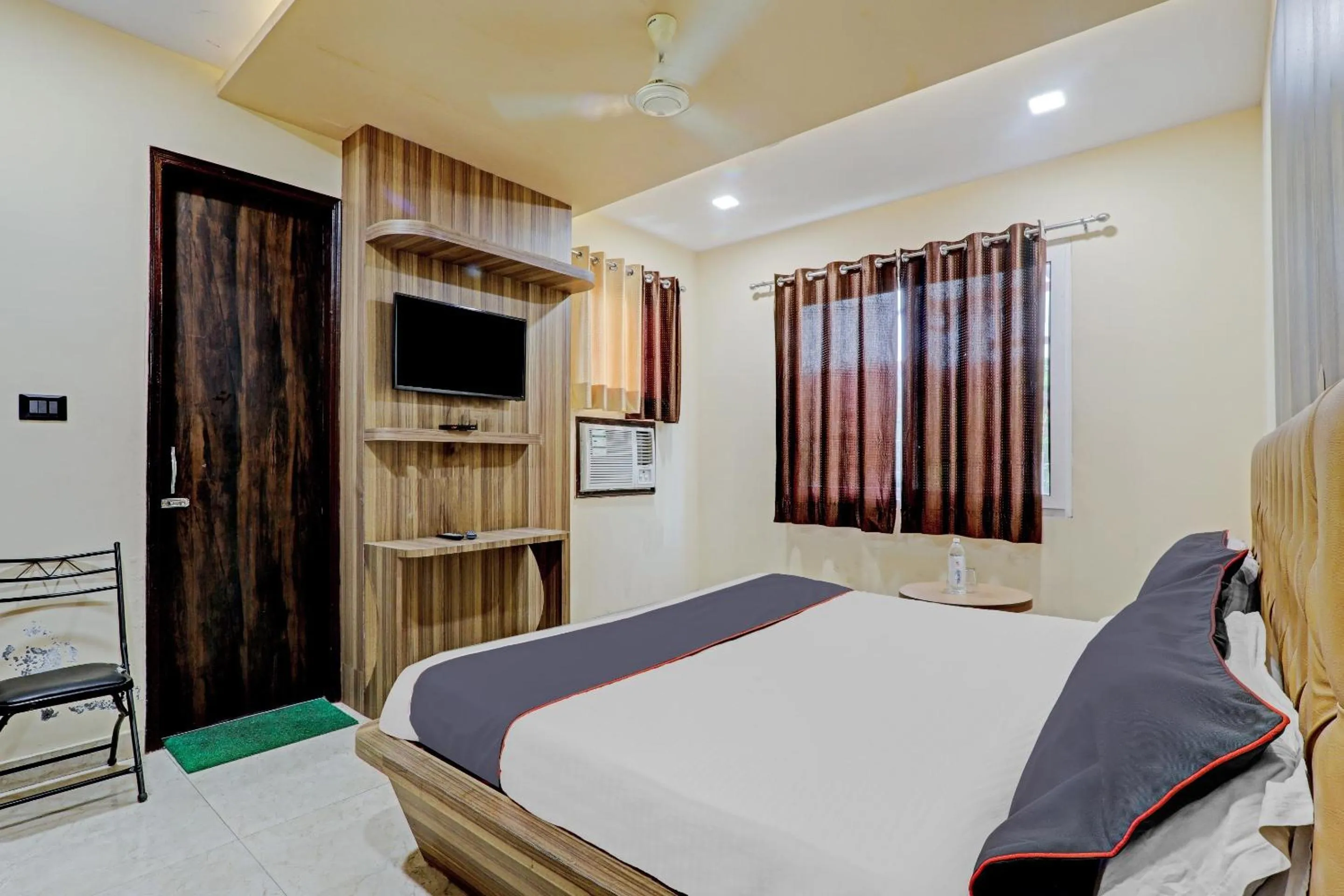 Bedroom in Townhouse Jayati Oasis Inn